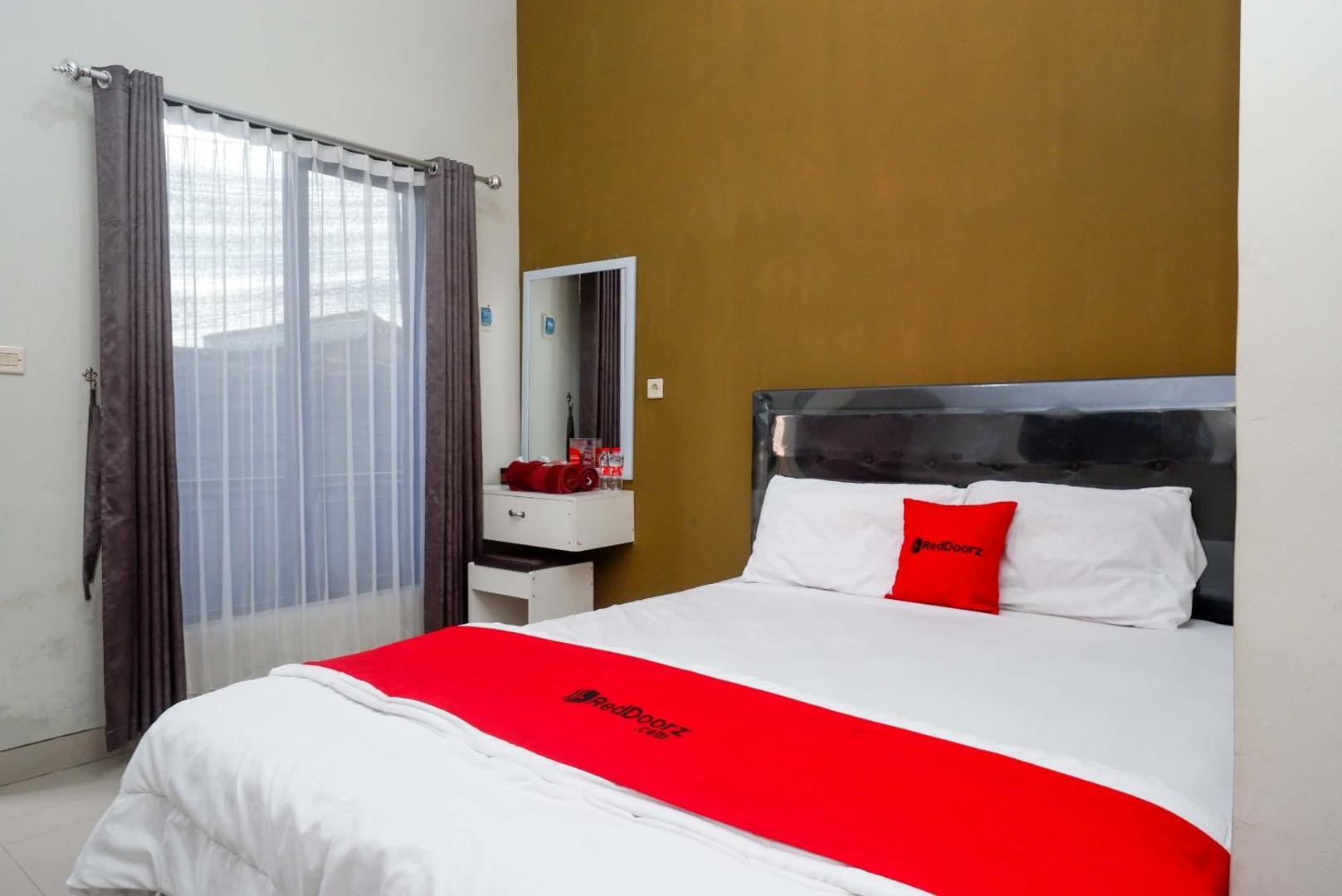 Berlian Homestay Wirobrajan by Reddoors