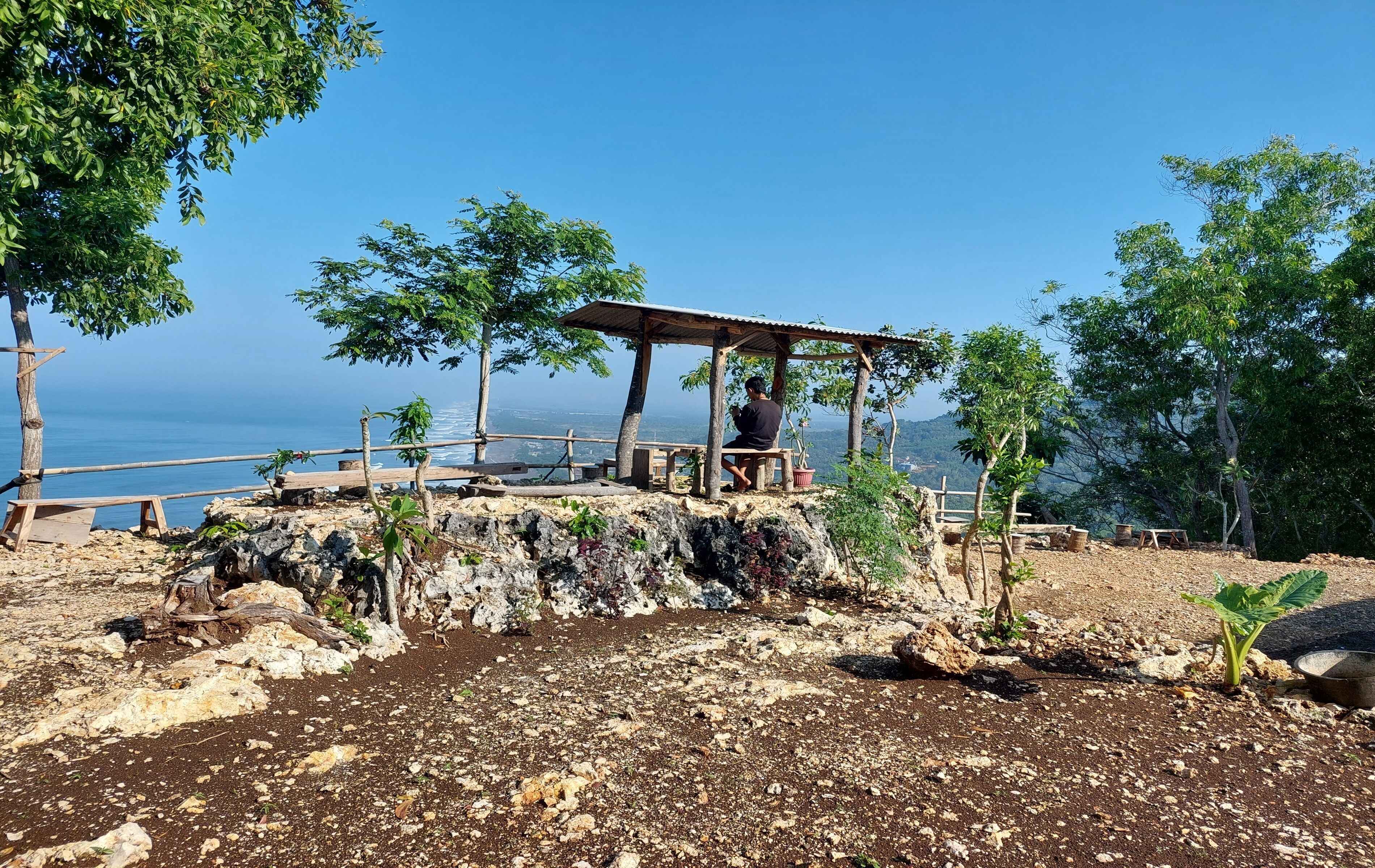 Bukit Shoka Top View Camp