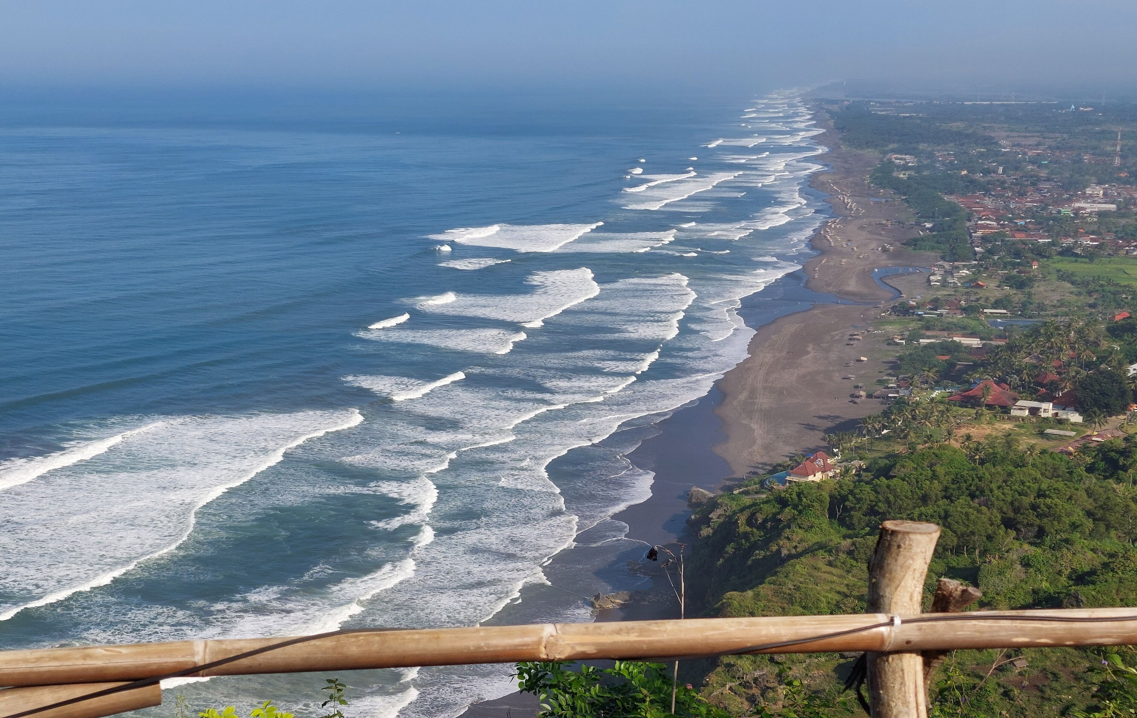 Bukit Shoka Top View Camp