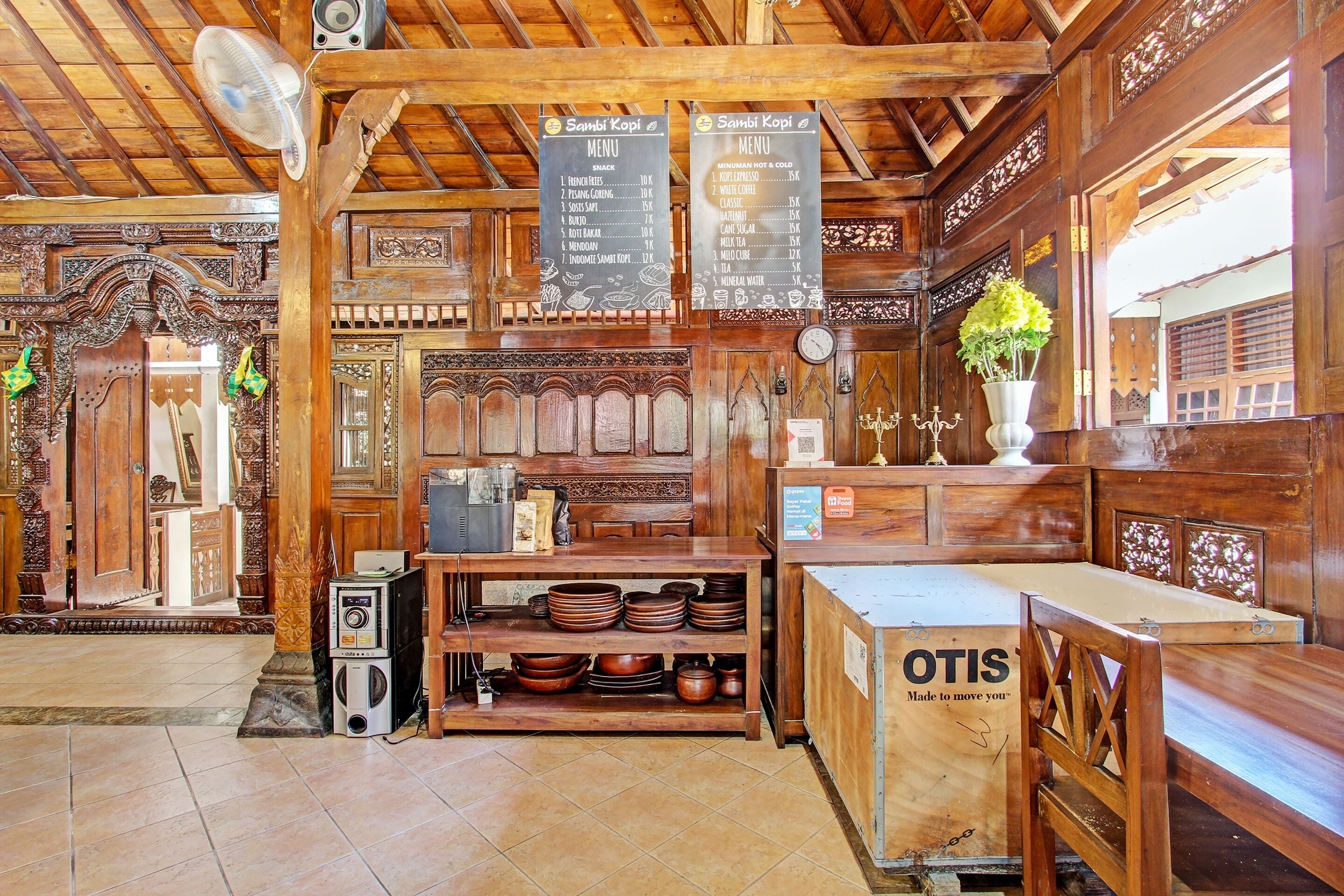 Capital O 92894 Griya Lathifah Homestay Syariah