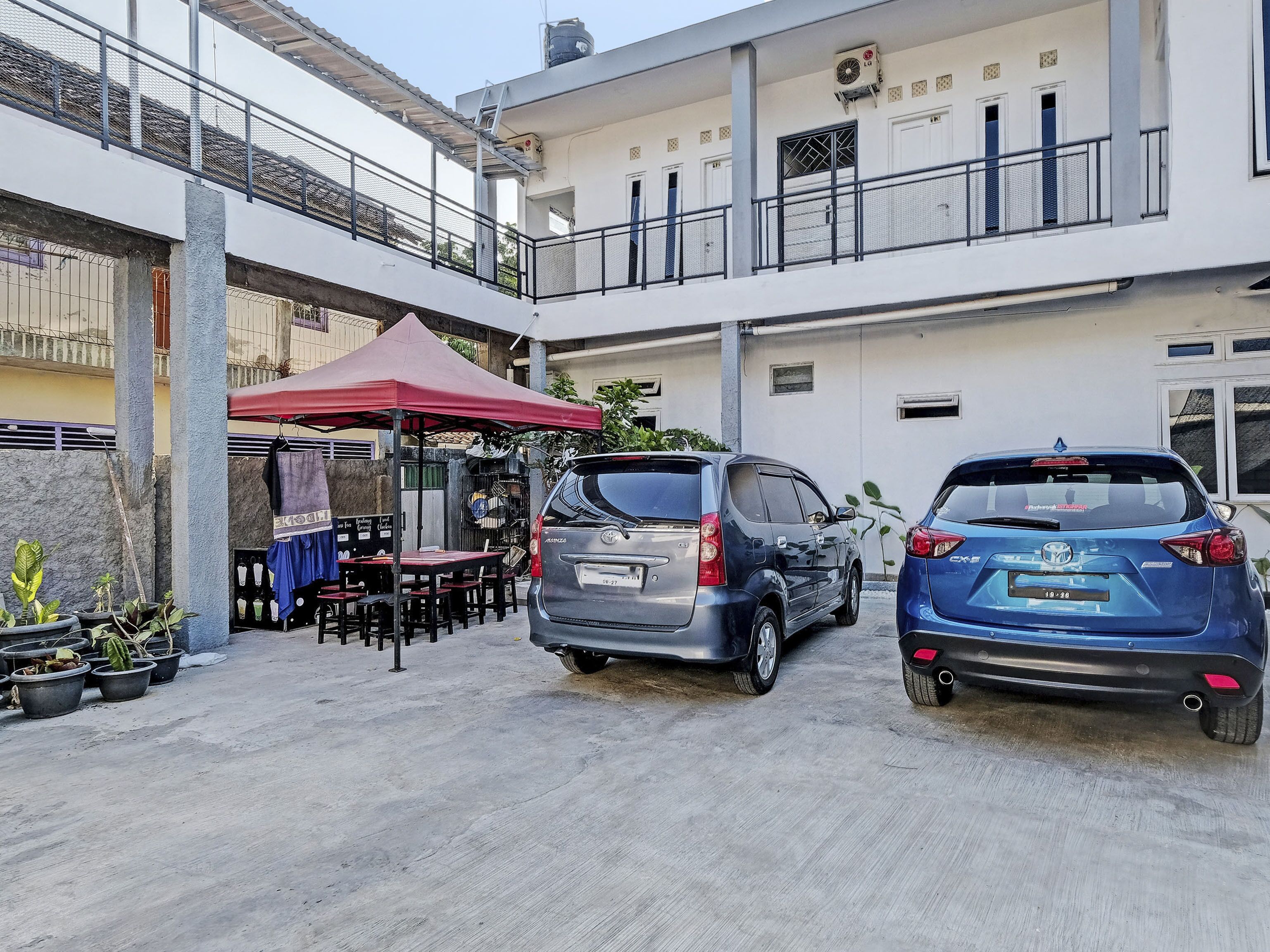 Capital O 92963 Global House Syariah