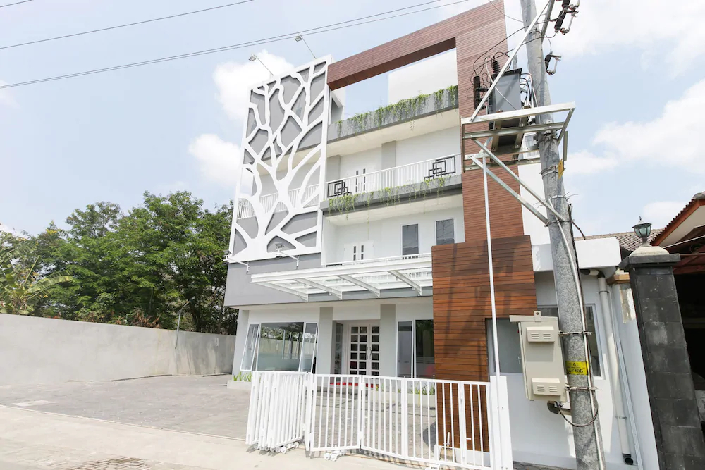 Cotton House Monjali by Airy Rooms