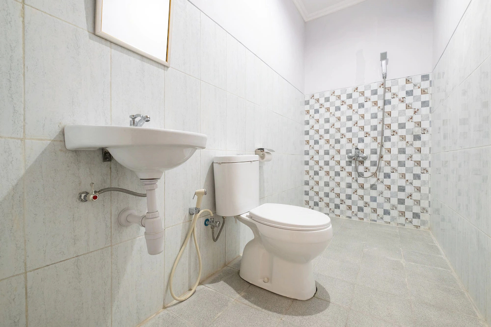 Crown Residence by OYO Rooms