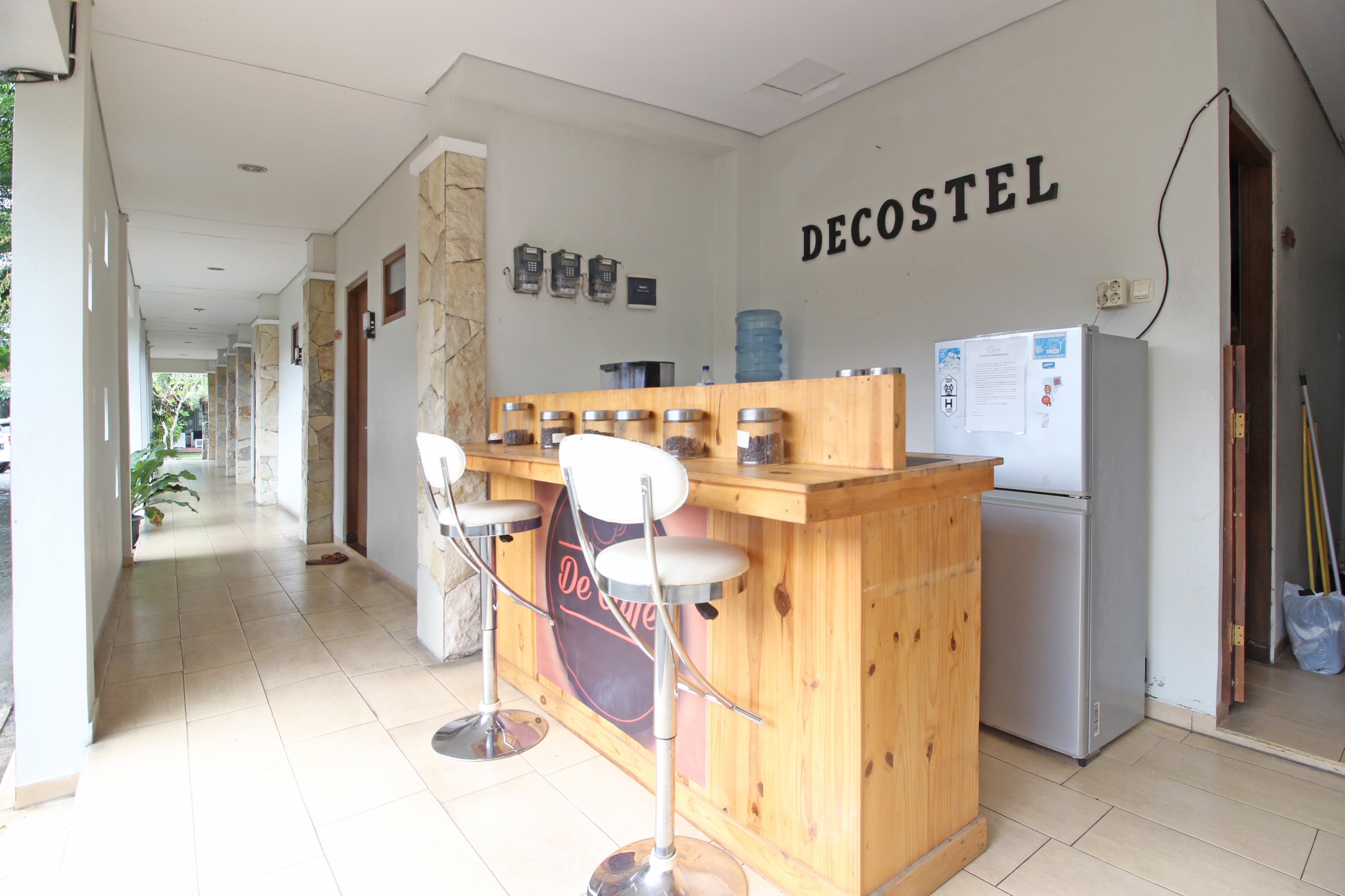Decostel By RedDoorz