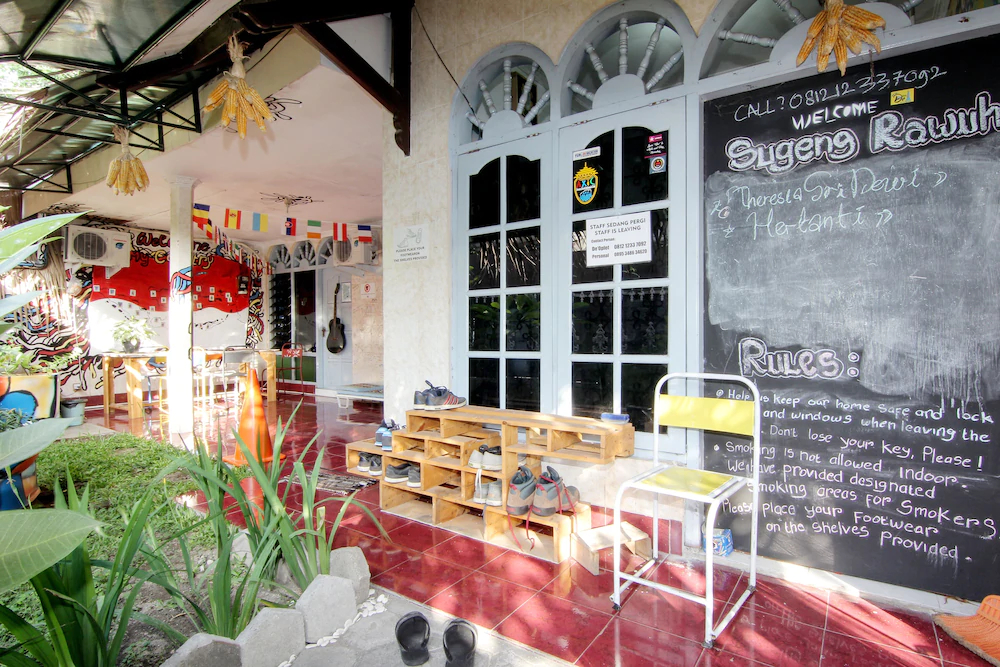 De'Oplet Homestay & Gallery