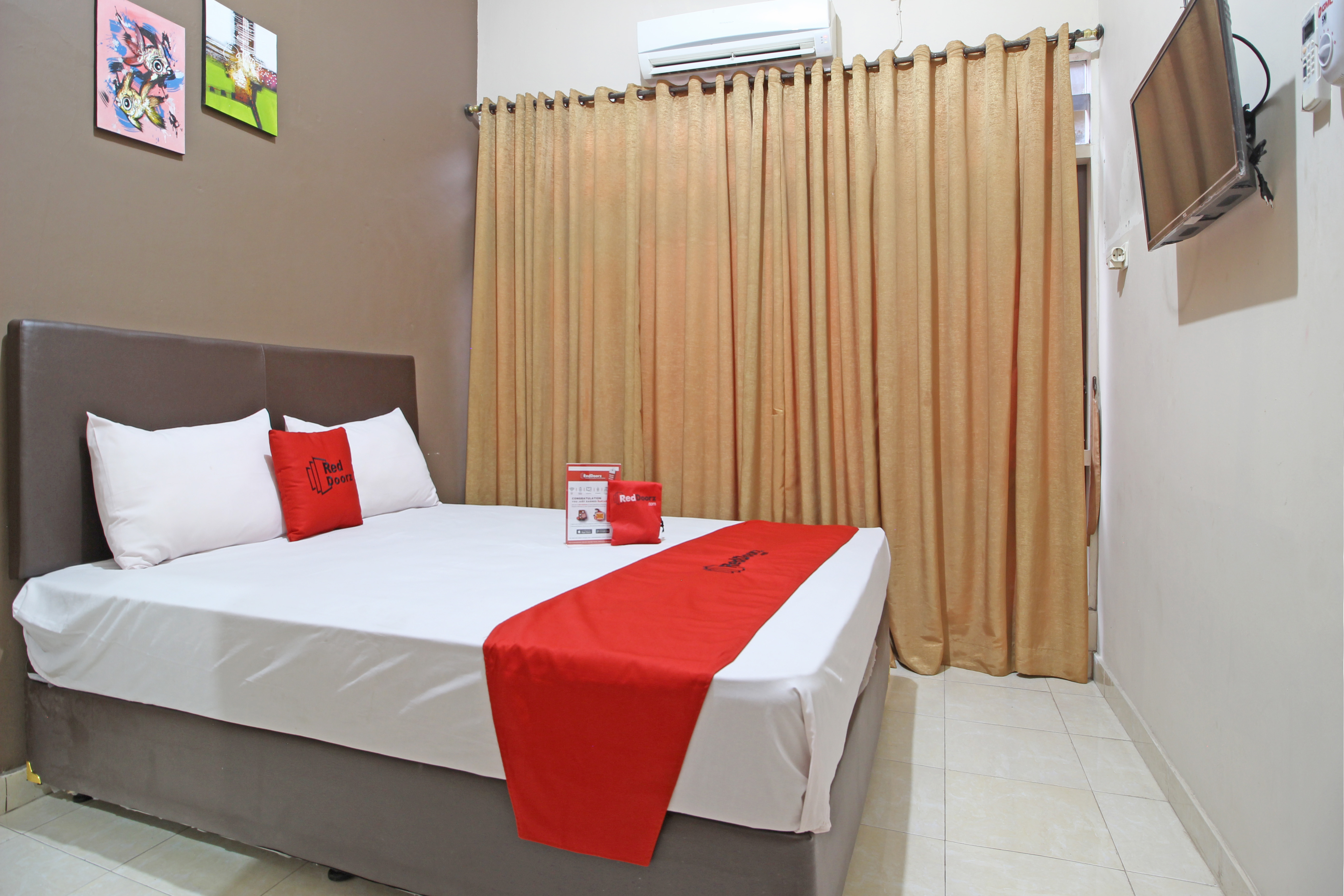 Diaga Graha Hotel By RedDoorz