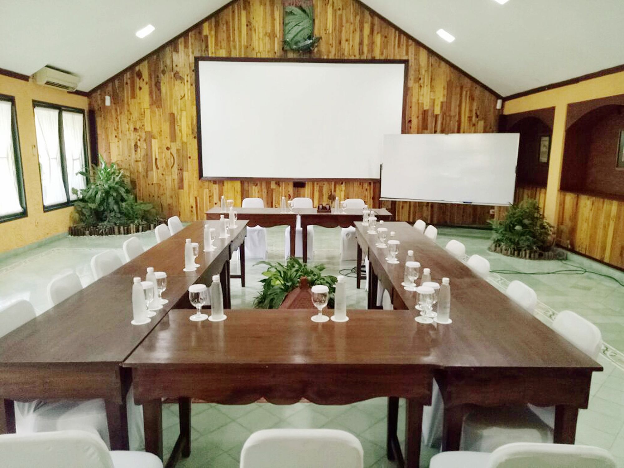 Dusun Jogja Village Inn