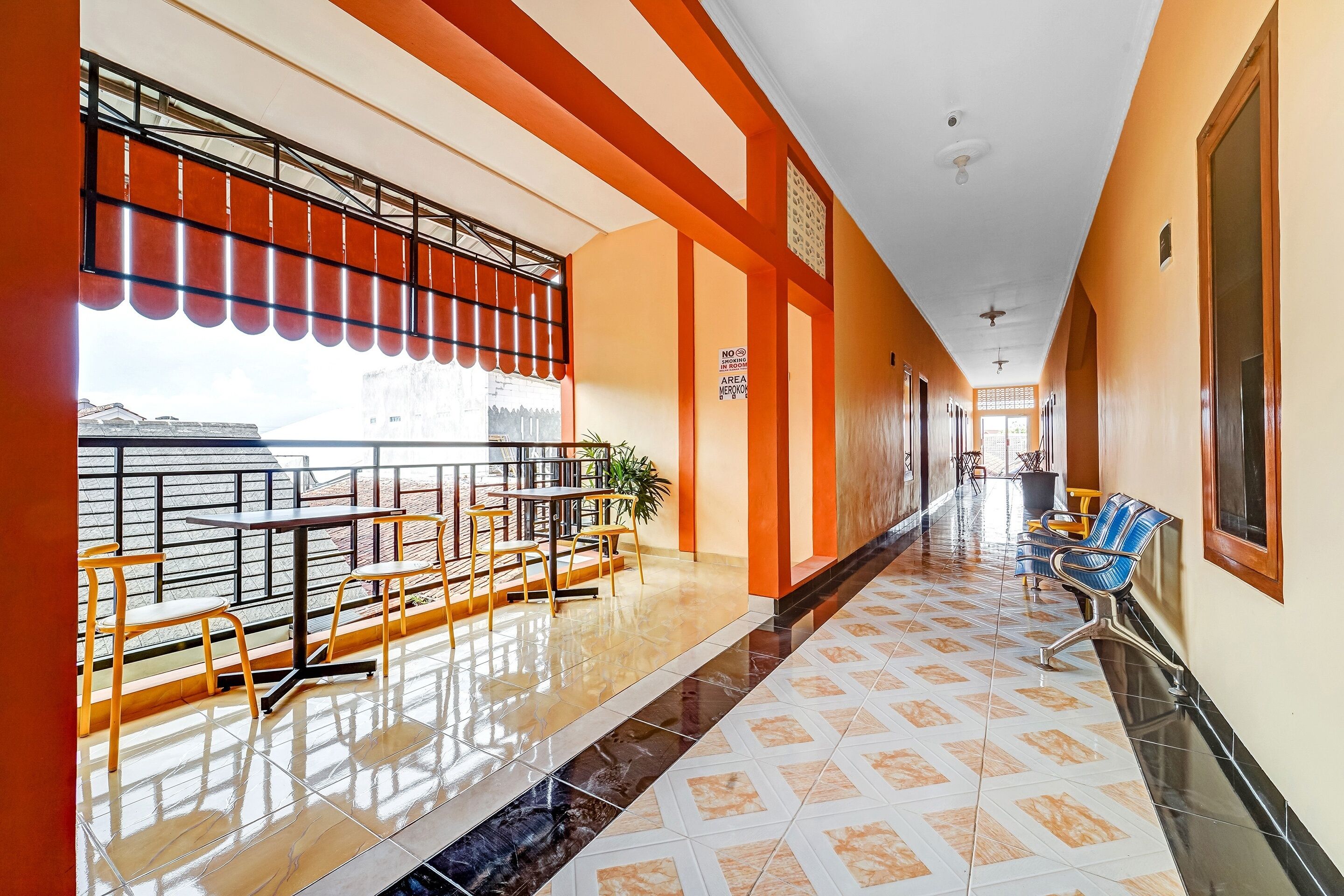 Endrayanti Inn by OYO