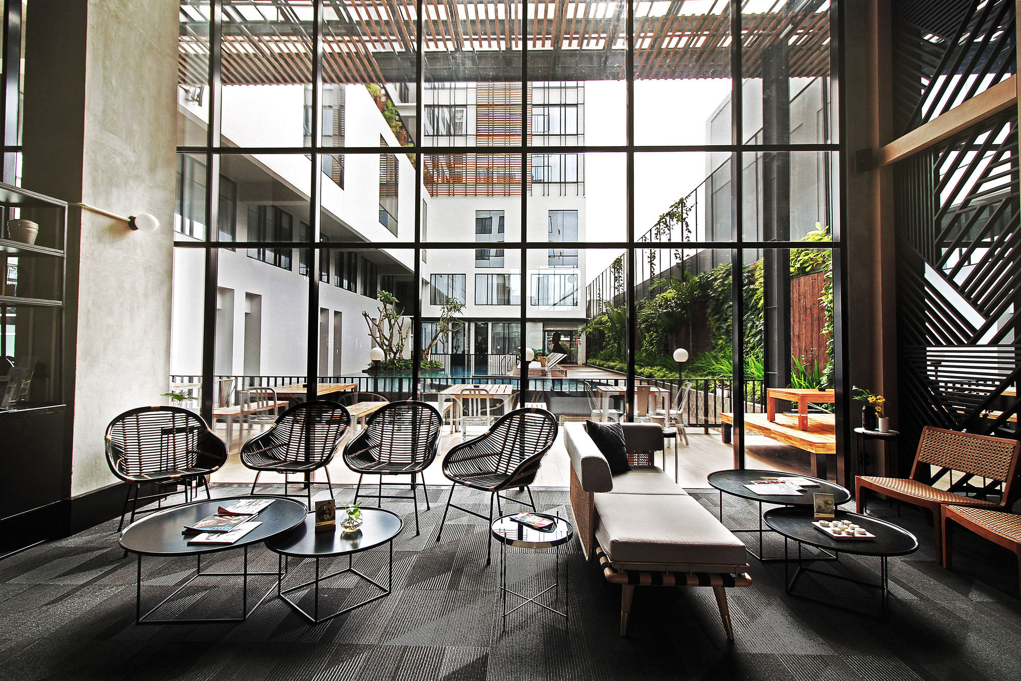 Gaia Cosmo Hotel