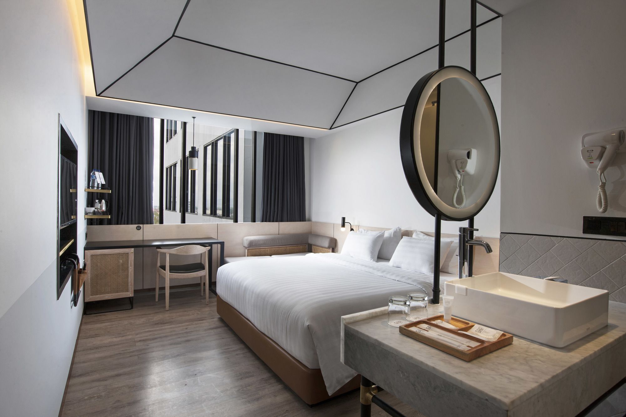 Gaia Cosmo Hotel