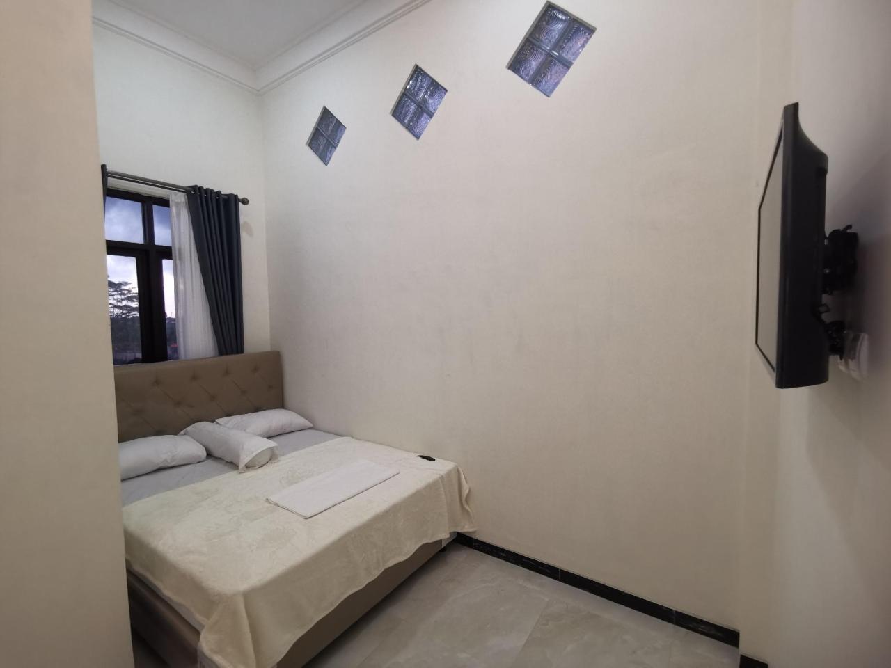 Griya Mataram Kotagede  Reddoors