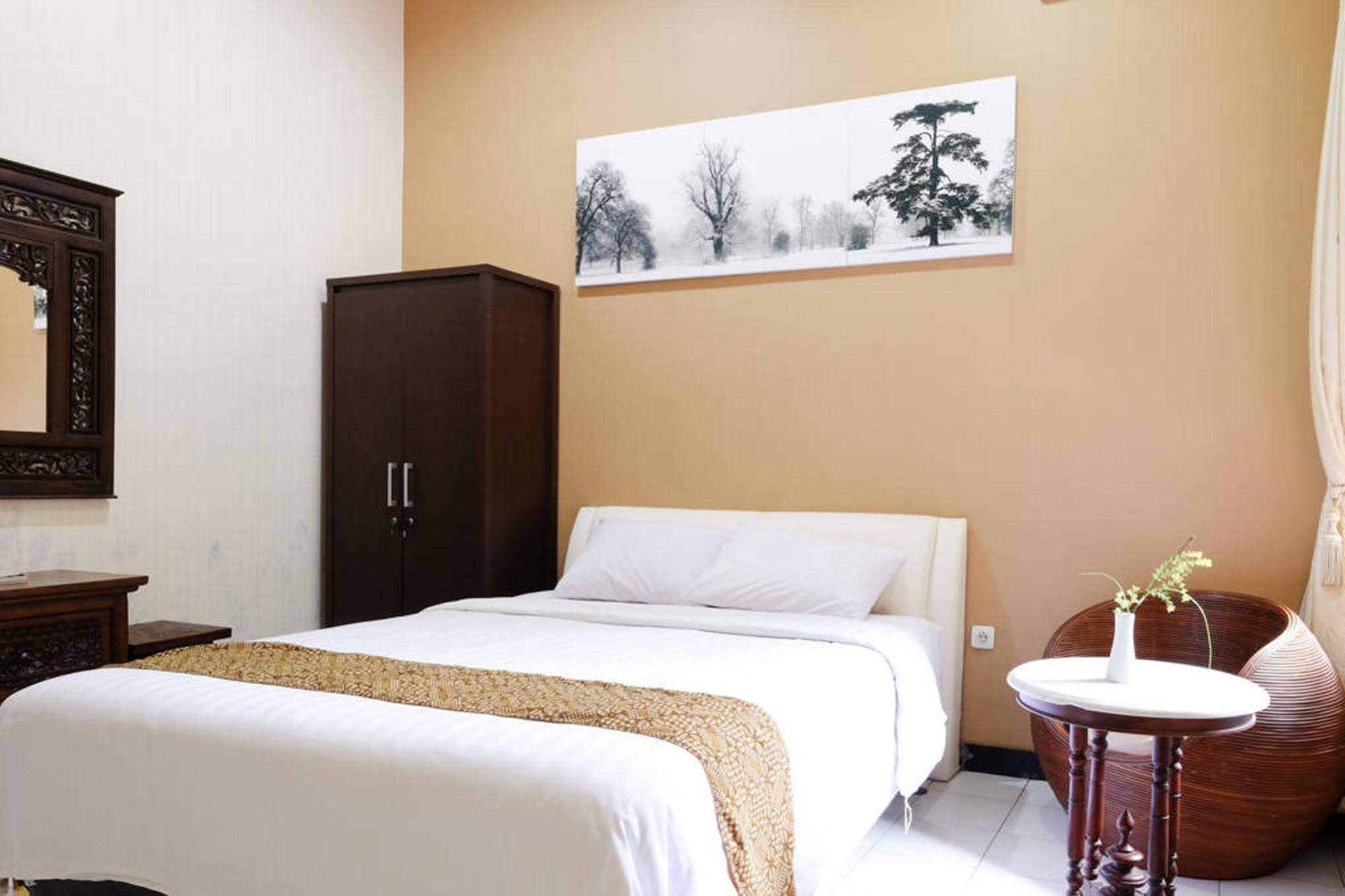 Griya Yunika Boutique Homestay