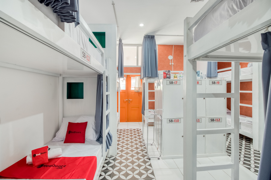 Home Addicts by Reddoorz