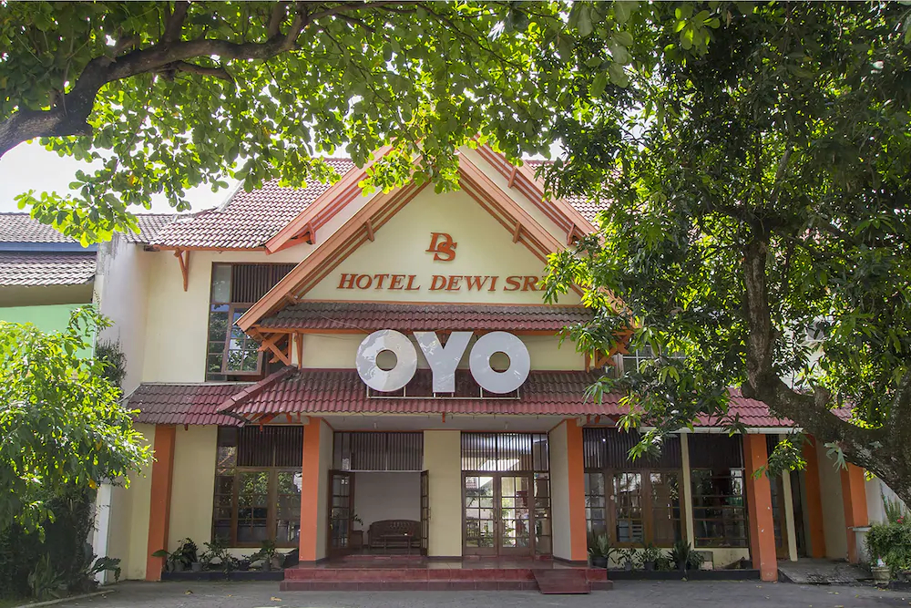 Hotel Dewi Sri by OYO Rooms