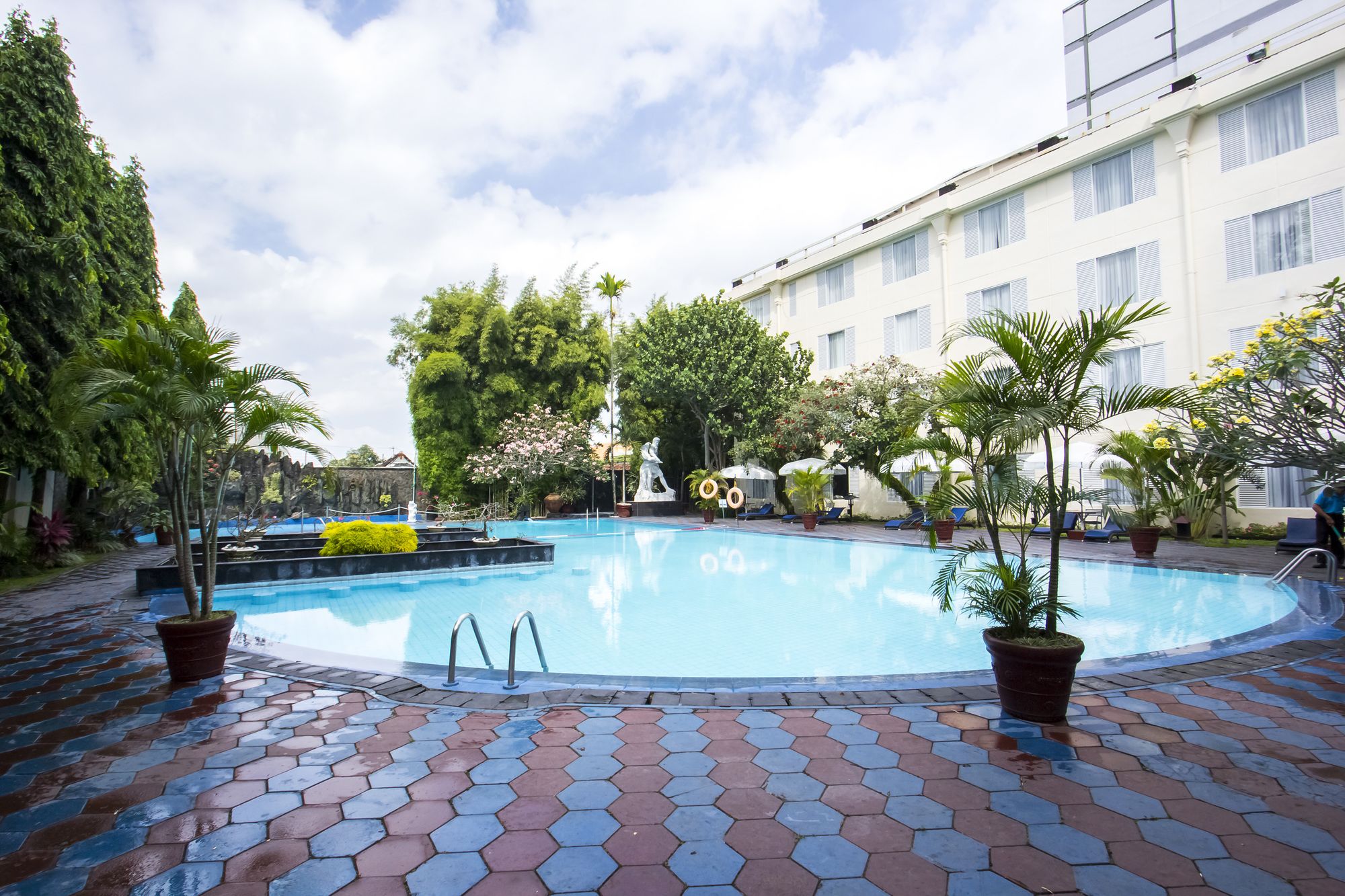 Hotel New Saphir Yogyakarta