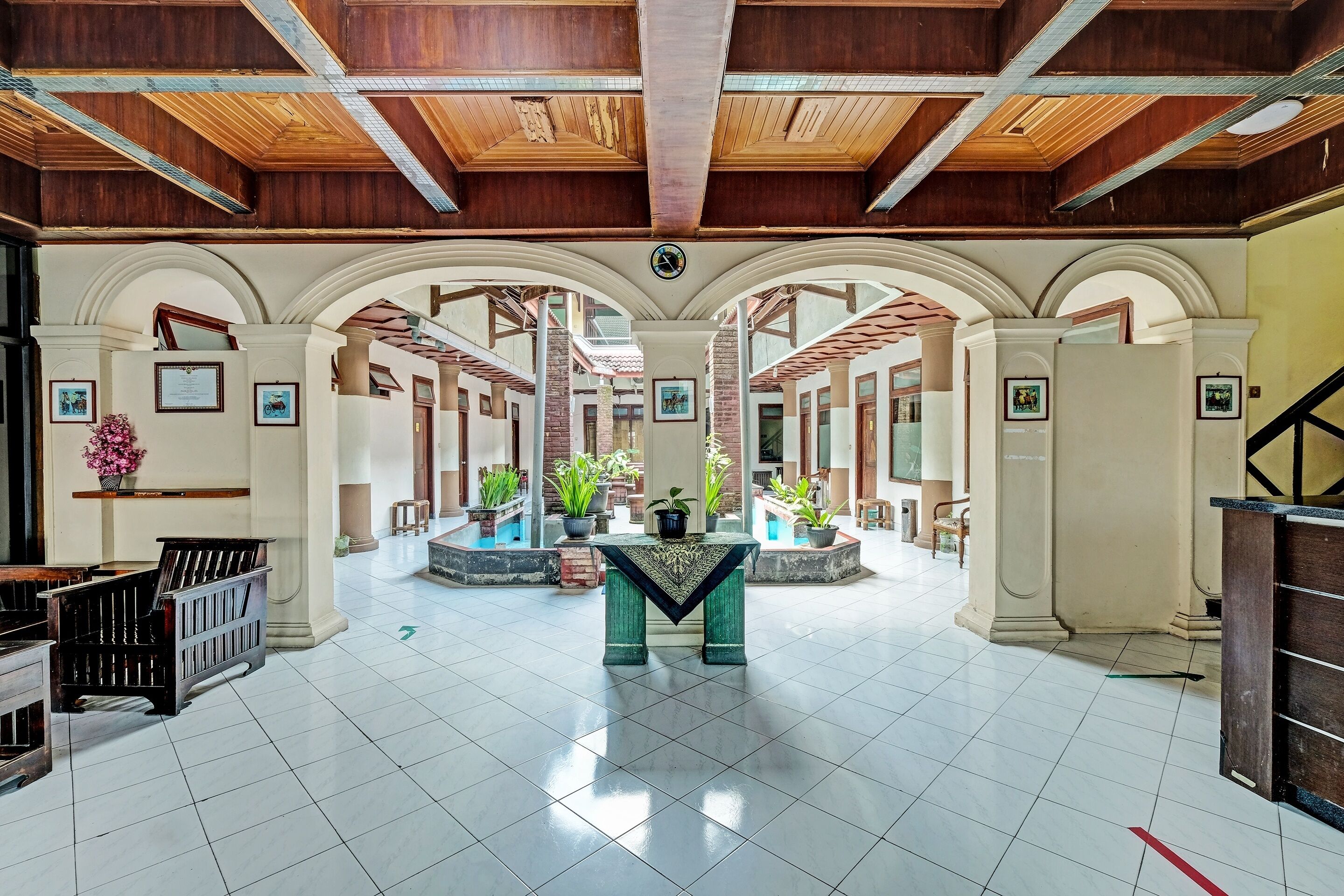 Hotel Rajadani by OYO