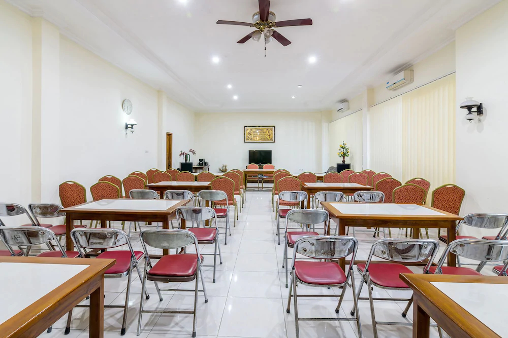 Hotel Shafira by OYO