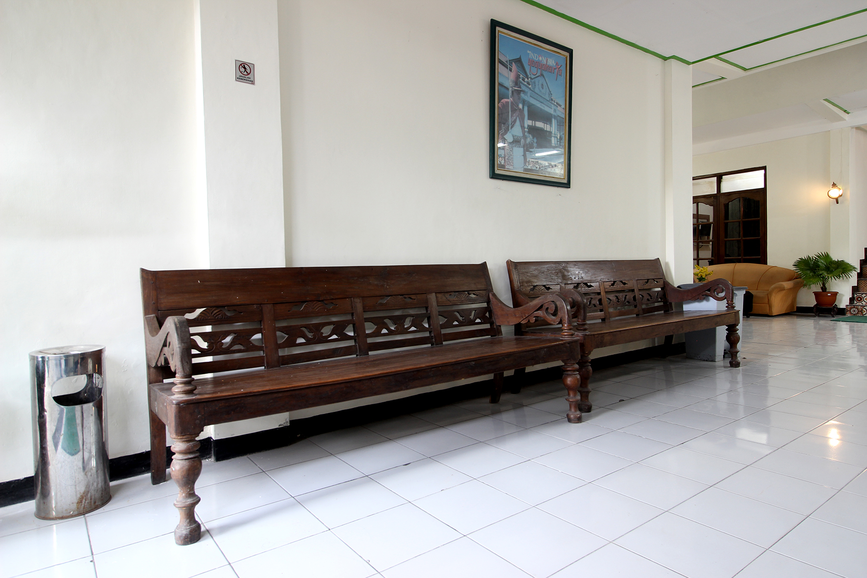 Hotel Surya Putri by RedDoorz