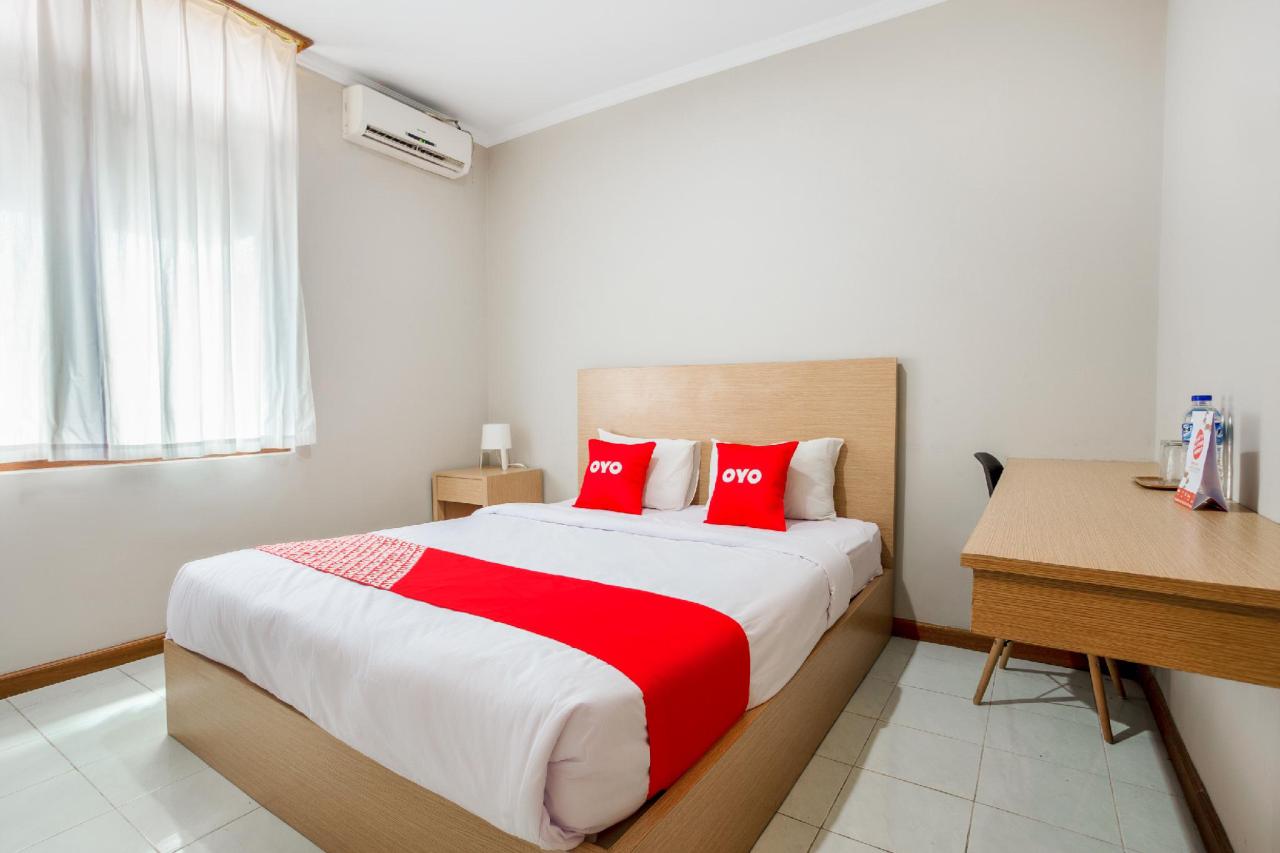 Hotel Winotosastro by OYO Rooms