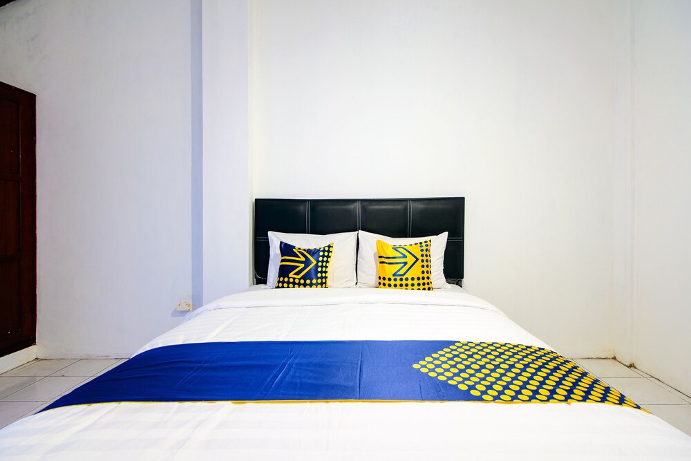 Ijo Pupus Syariah Residence by OYO Rooms