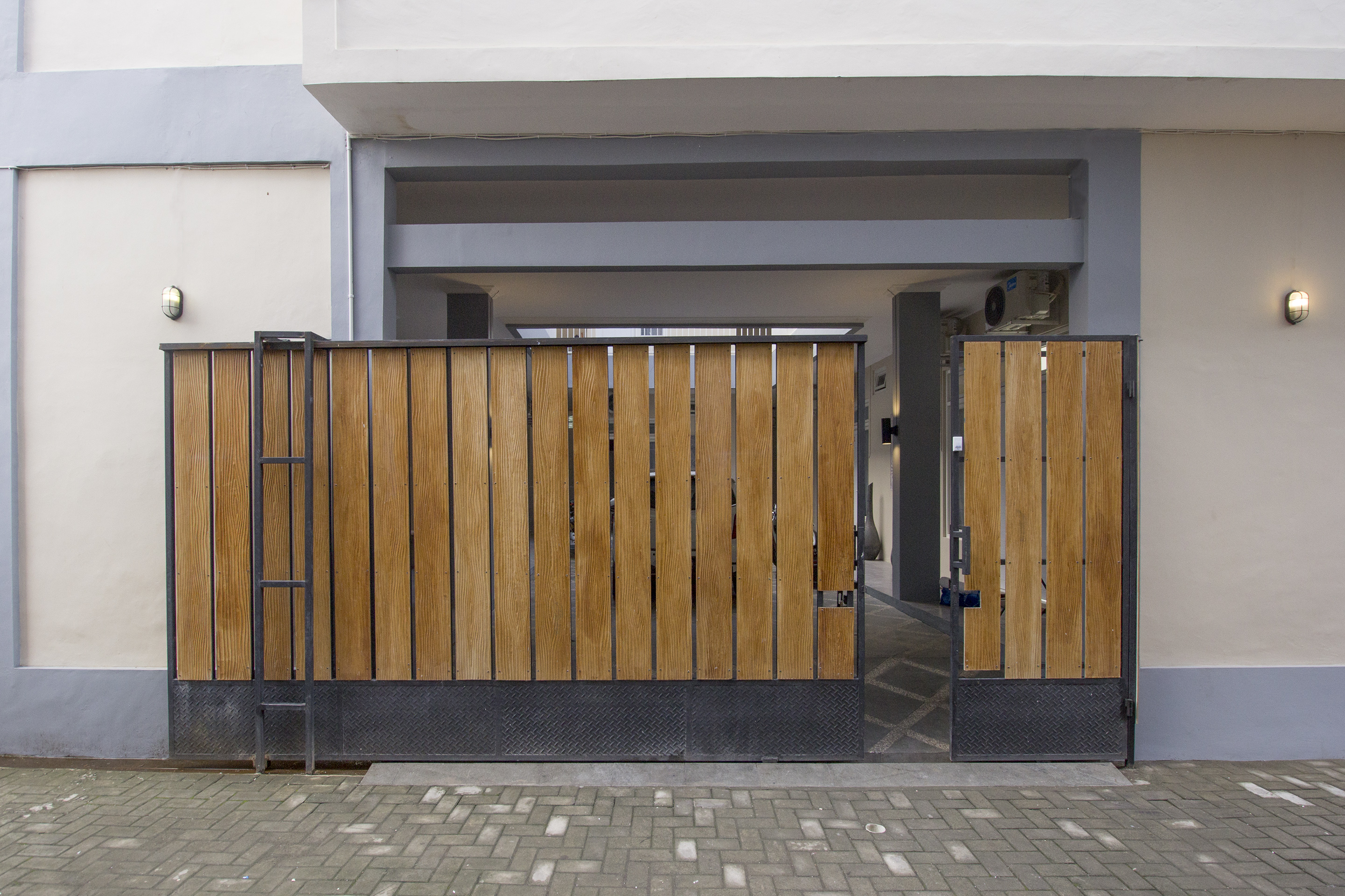 Irooms Homestay By OYO Rooms