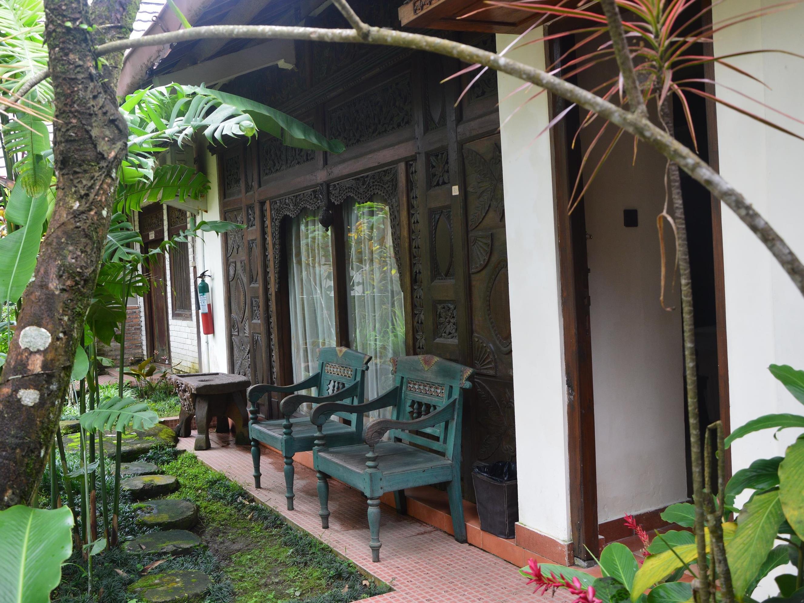 Joglo Plawang International Boutique Villa
