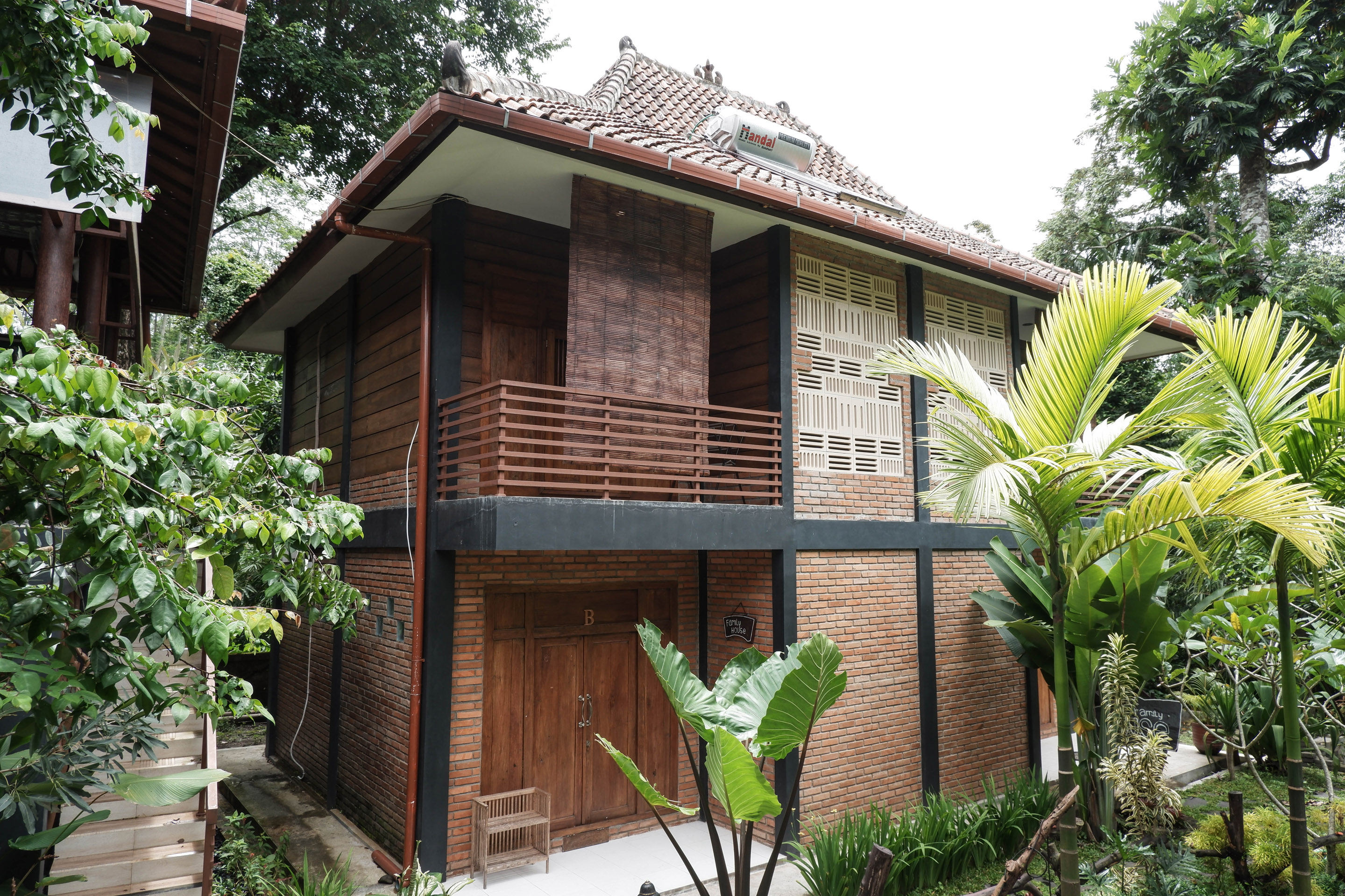 Kebon Krapyak Cottage By OYO Rooms