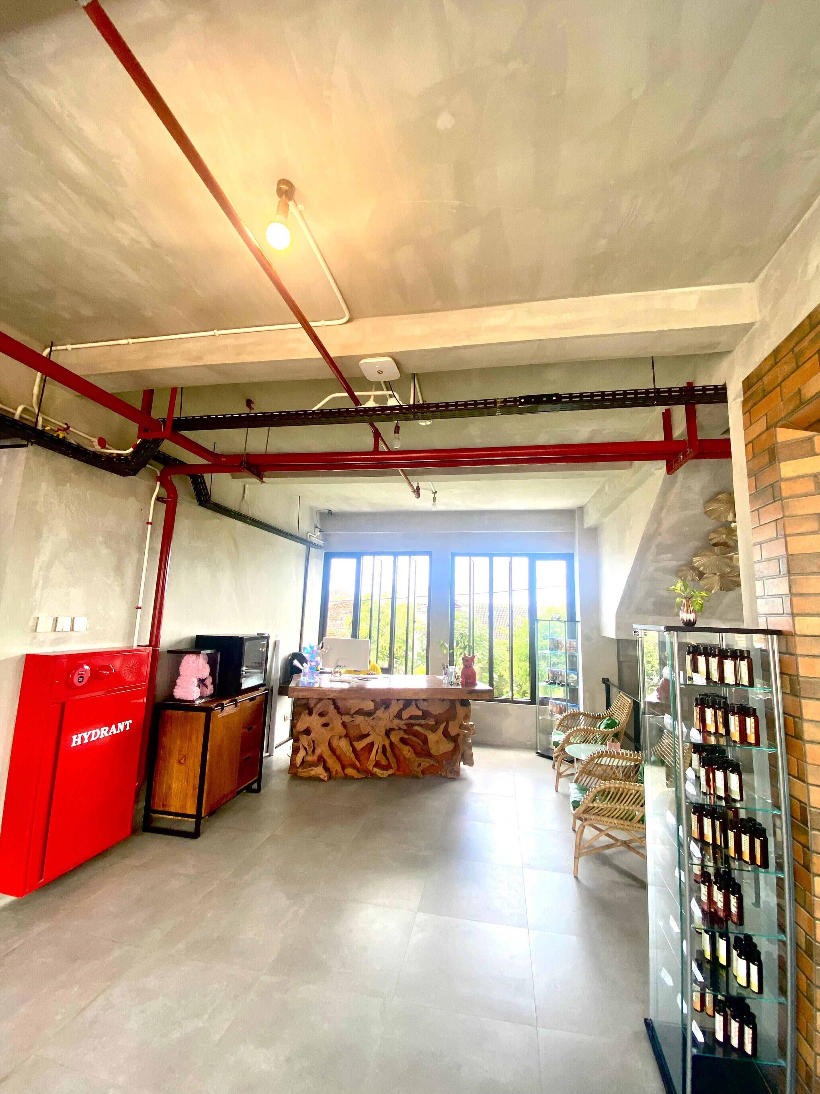 Ketuk Pintu by Turu Kene