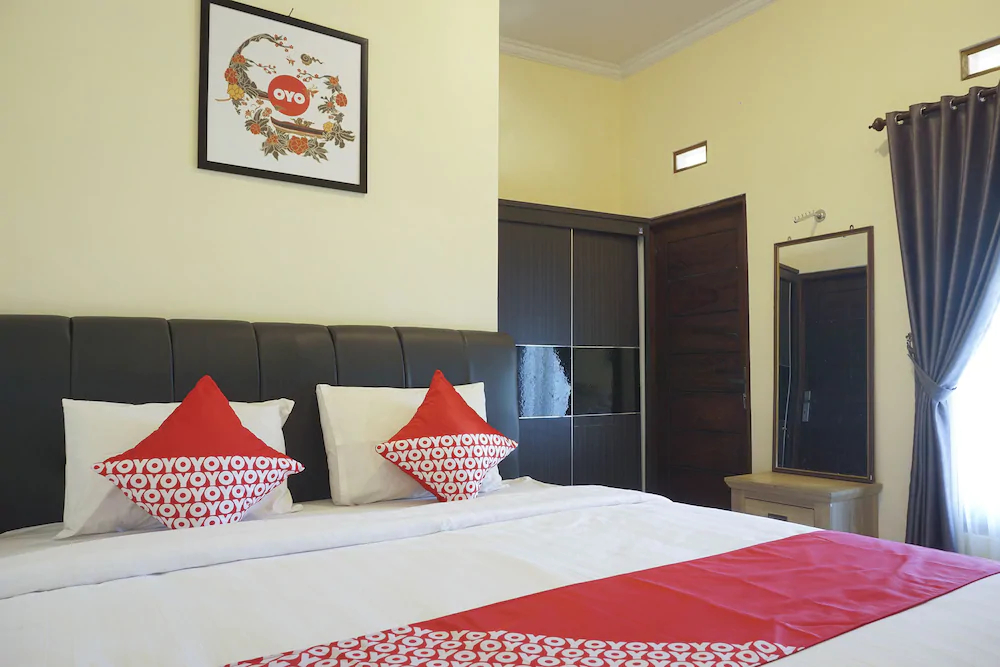 Mahameru Residence by OYO Rooms