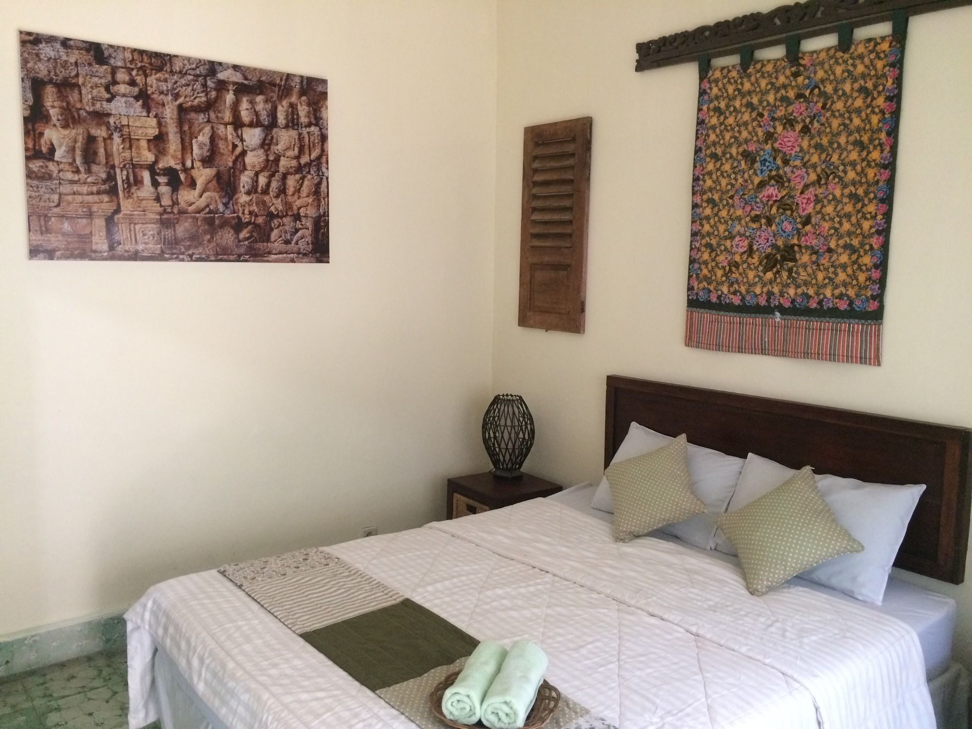 Mango Tree Dipudjo Homestay