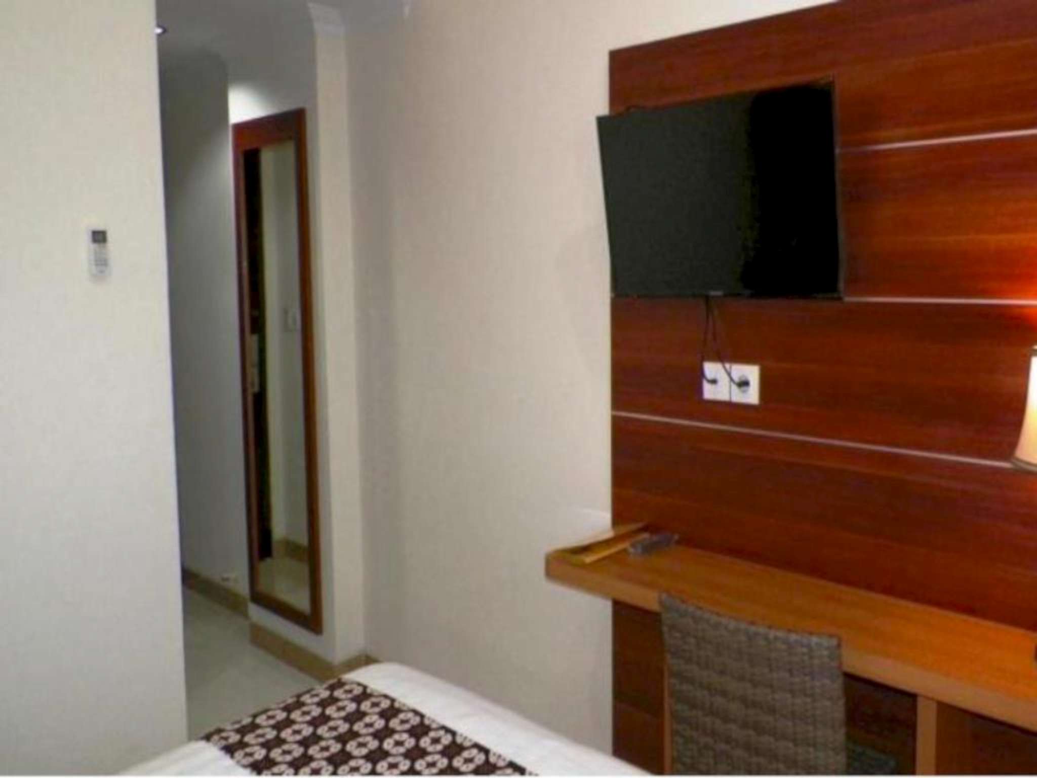 Maranatha Grand Hotel