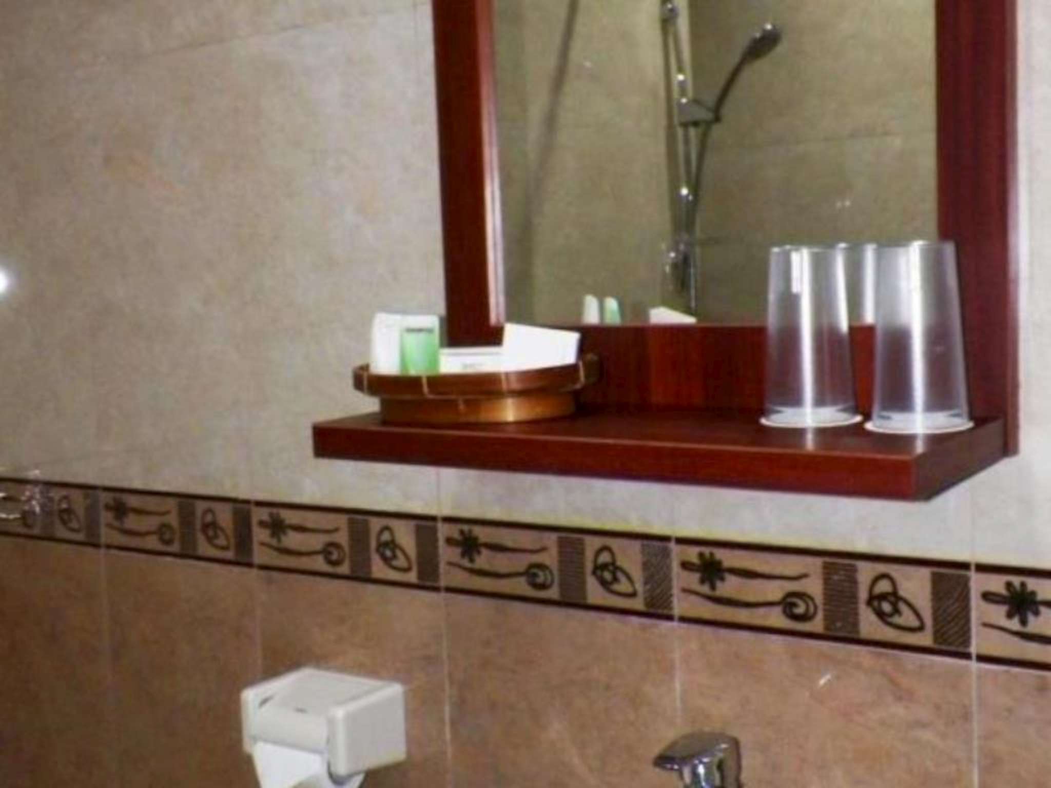 Maranatha Grand Hotel