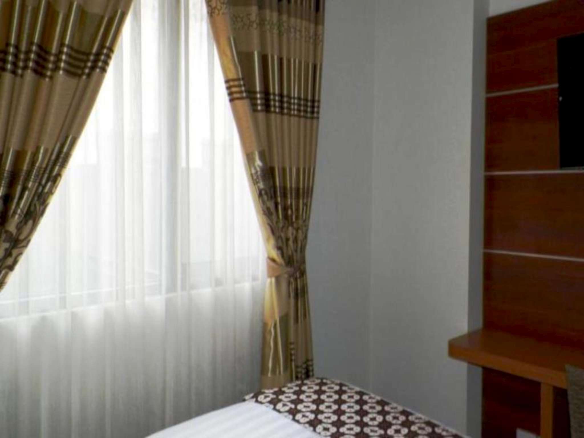 Maranatha Grand Hotel