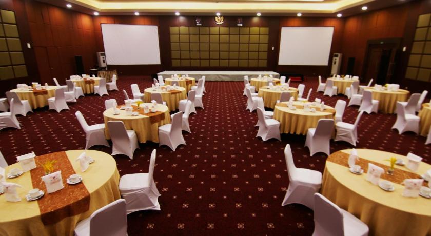 Merapi Merbabu Hotel Yogyakarta Powered by Archipelago