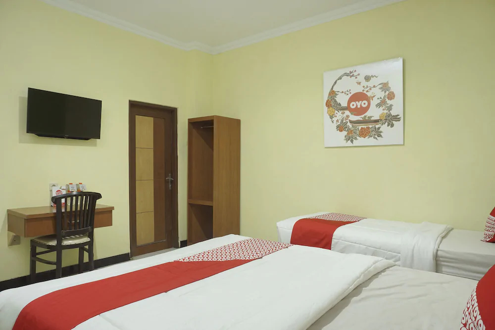 Ndalem Mantrijeron Hotel by OYO Rooms