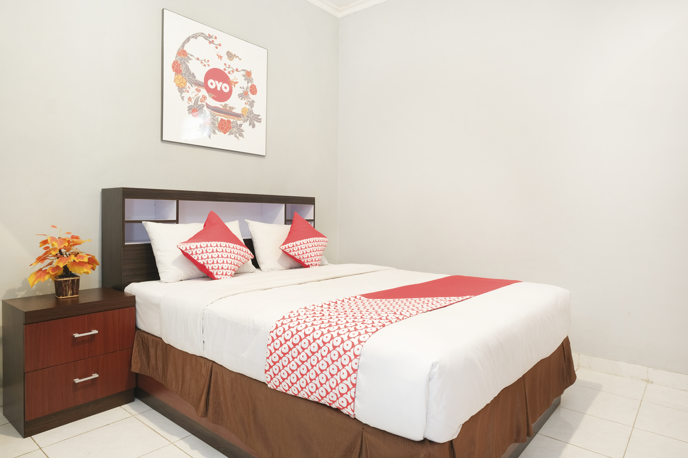 RedDoorz Plus @ Hotel Star 88