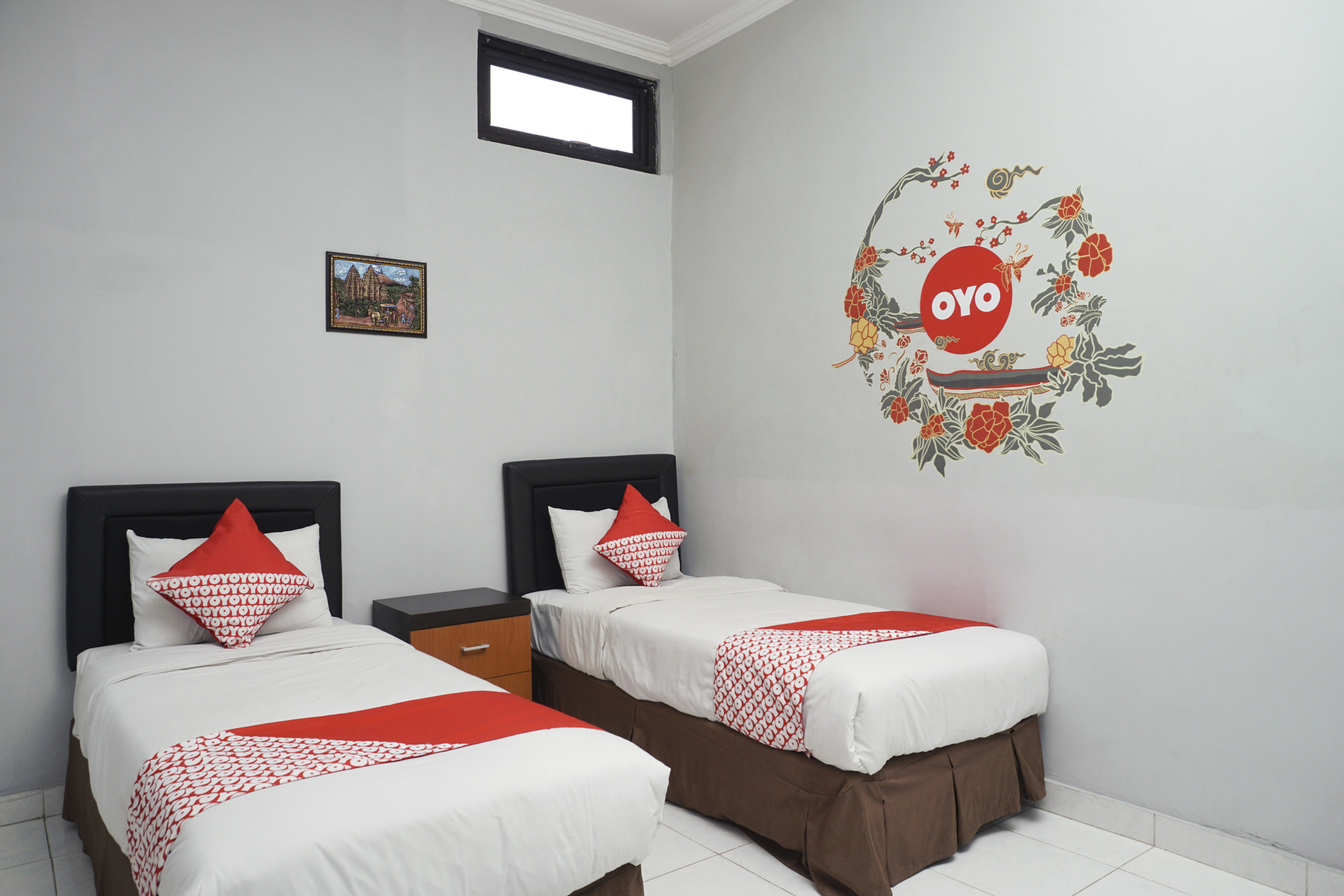 RedDoorz Plus @ Hotel Star 88