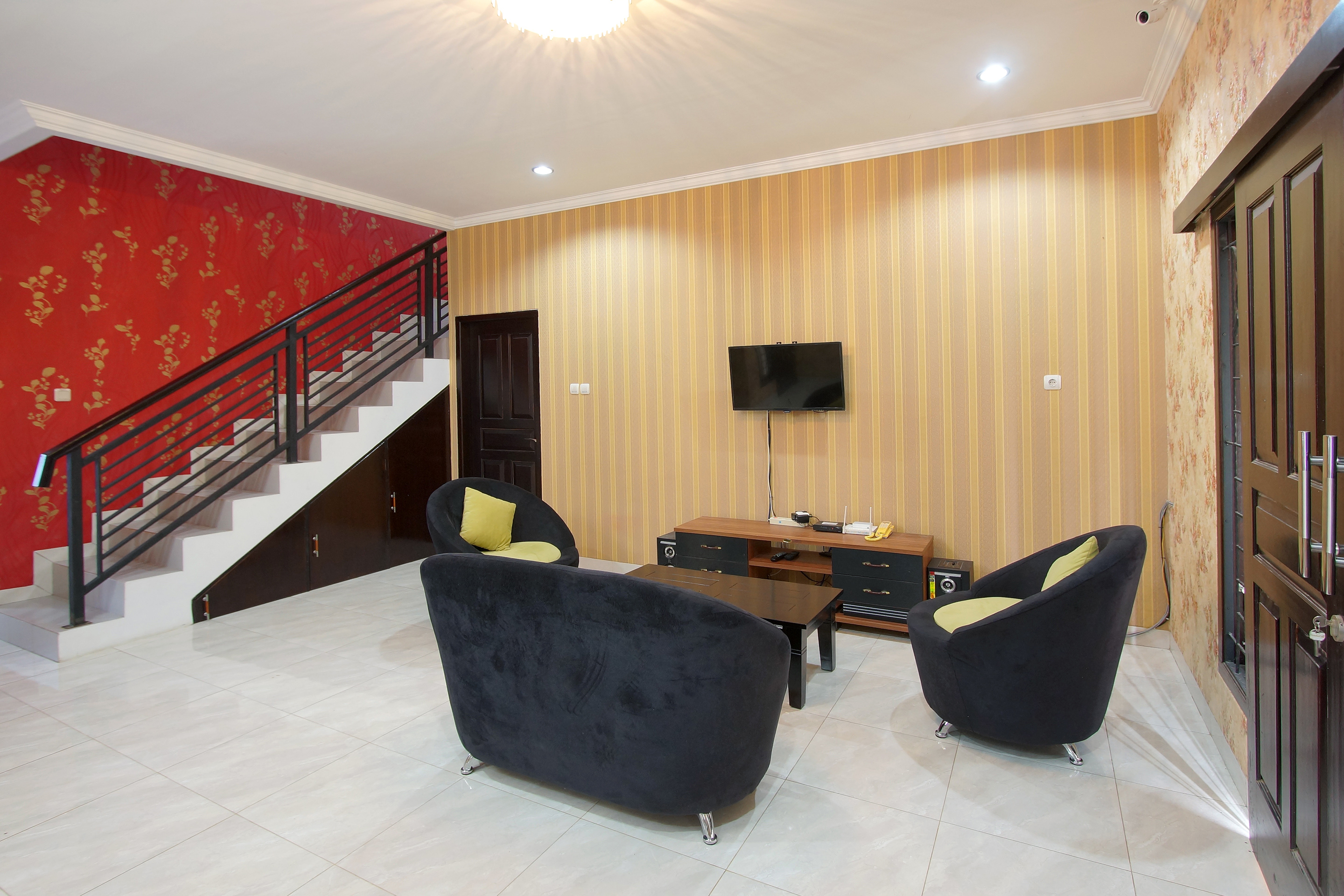 OYO 347 Bayang Brothers Guest House