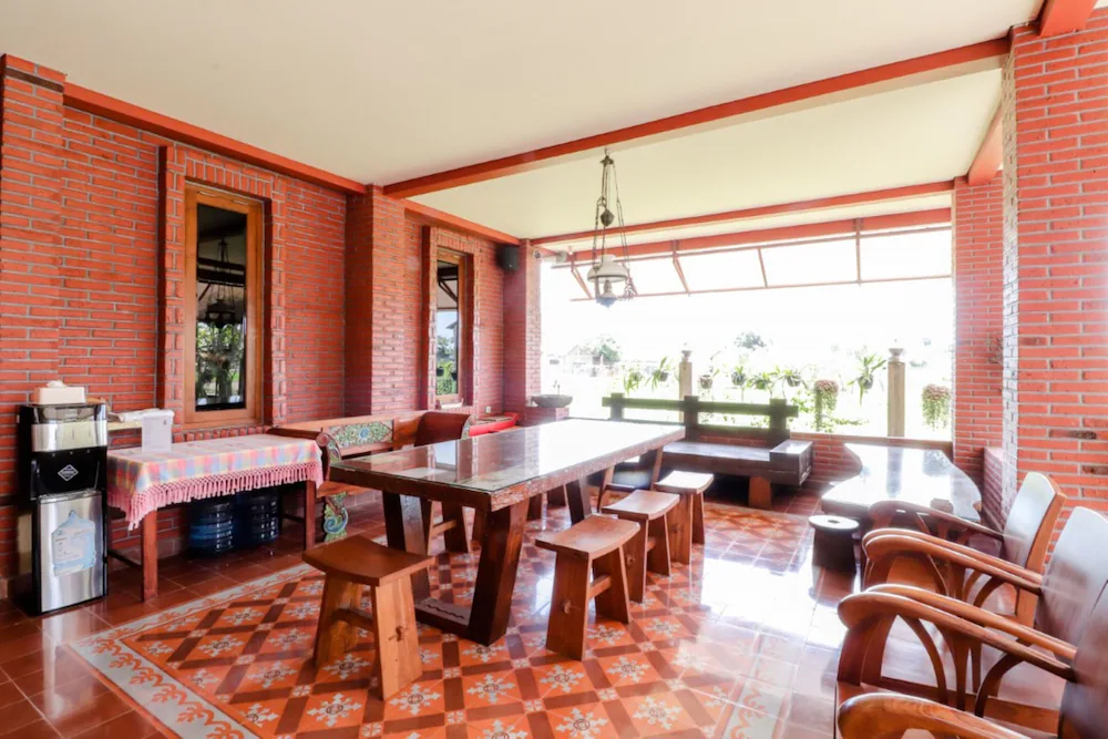 Pak Dhe Homestay