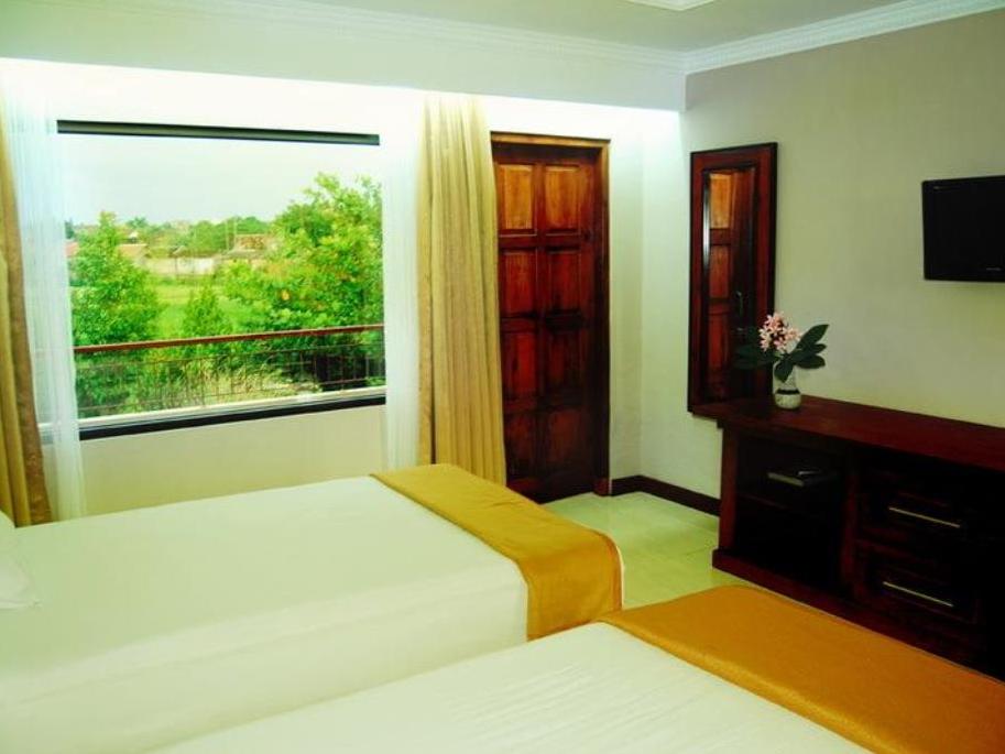 Pan Family Hotel