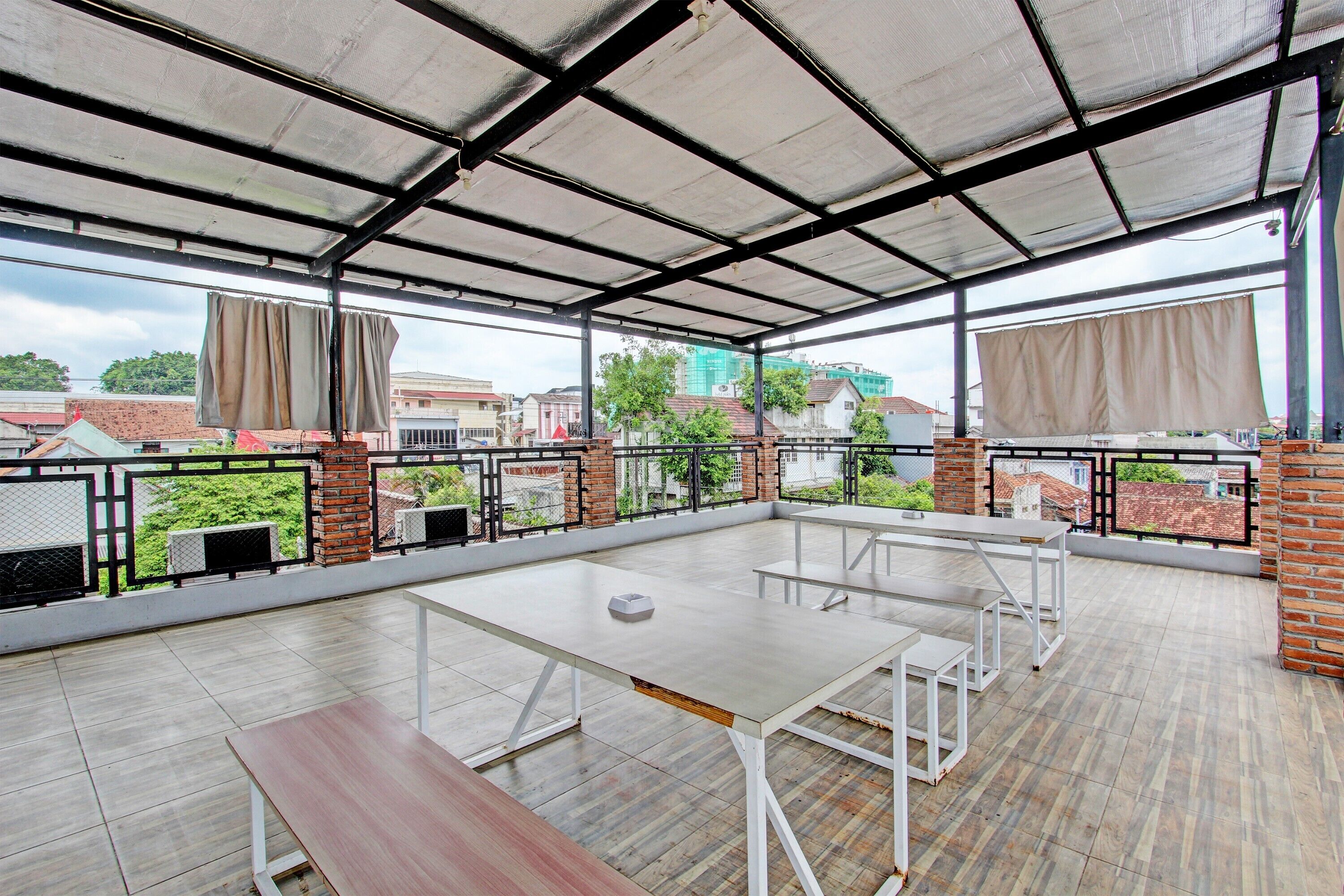 Penak Malioboro Bunk Bed By OYO