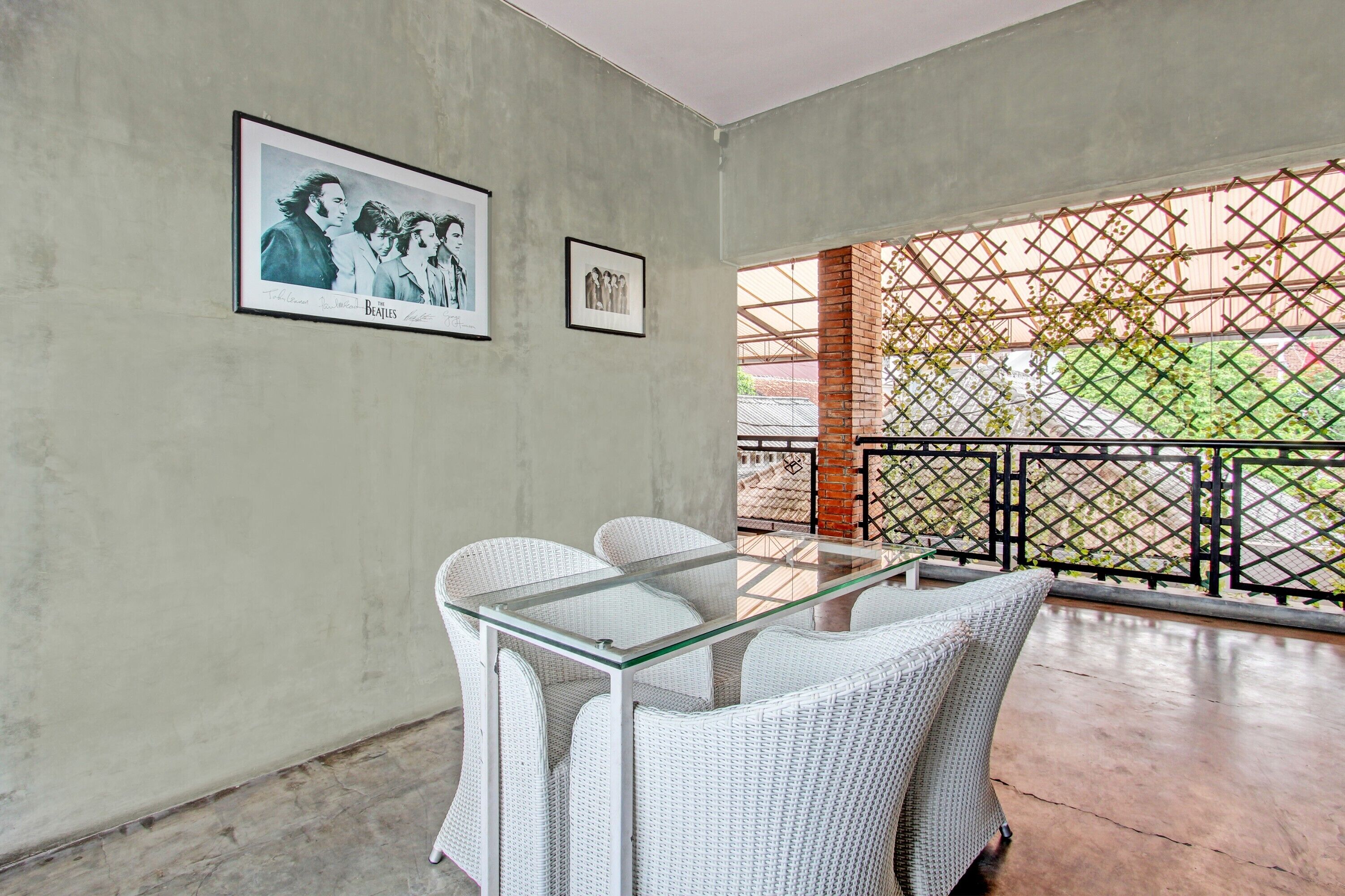 Penak Malioboro Bunk Bed By OYO