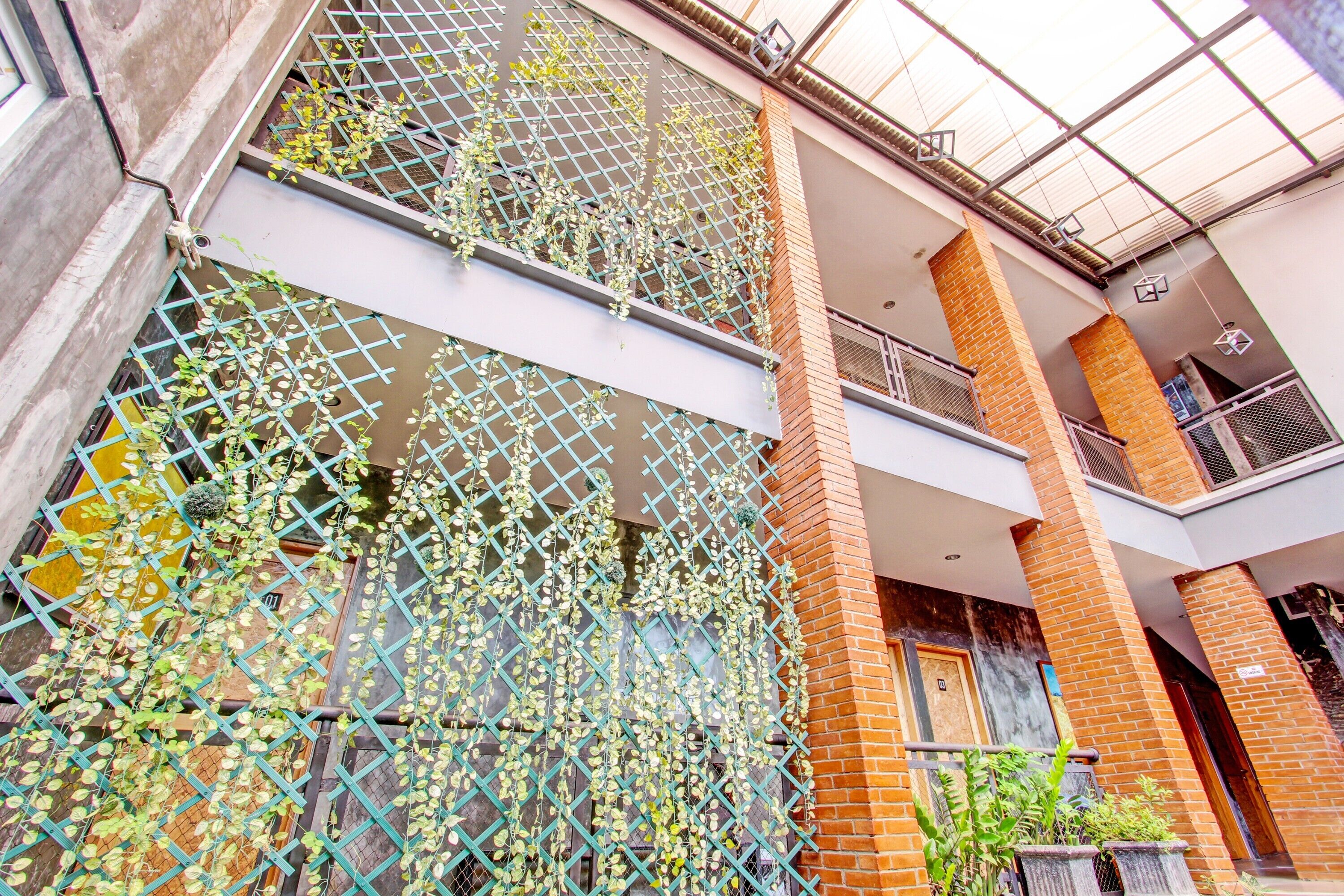 Penak Malioboro Bunk Bed By OYO