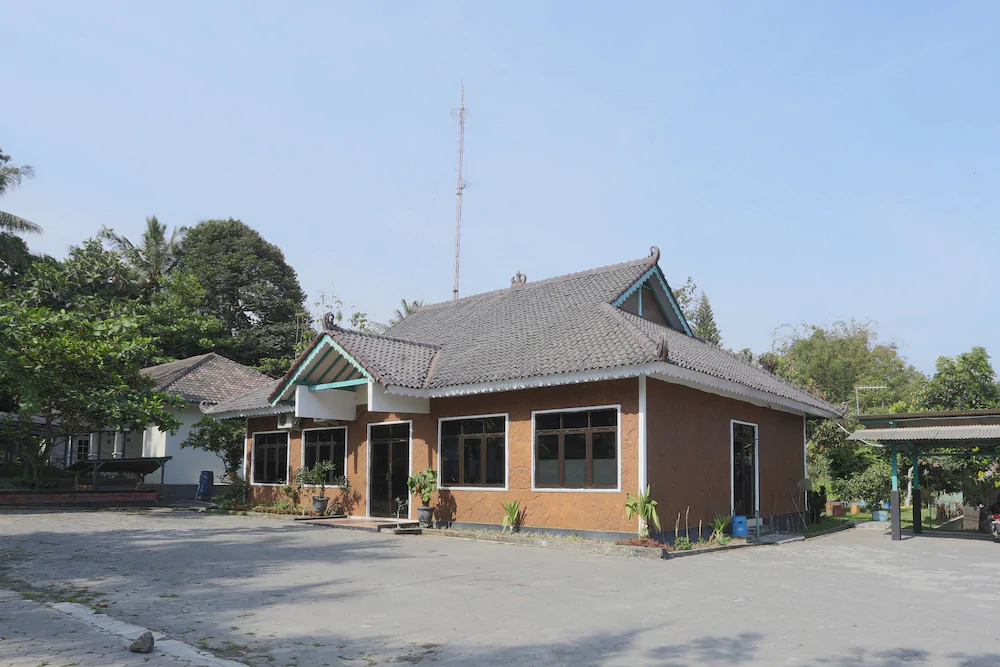 Penginapan Kepurun Pawana by OYO Rooms