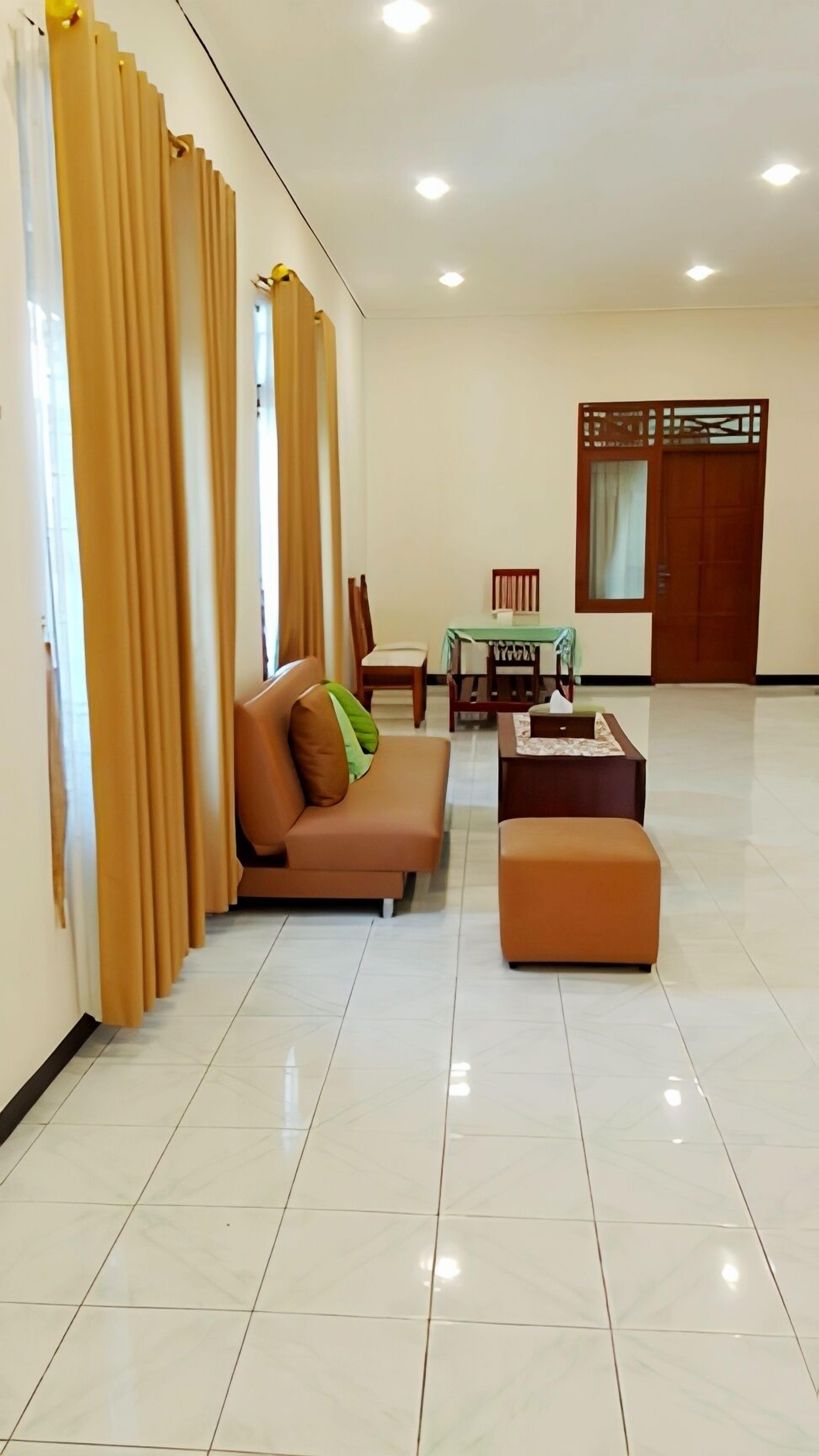 Penginapan Prambanan Trisan