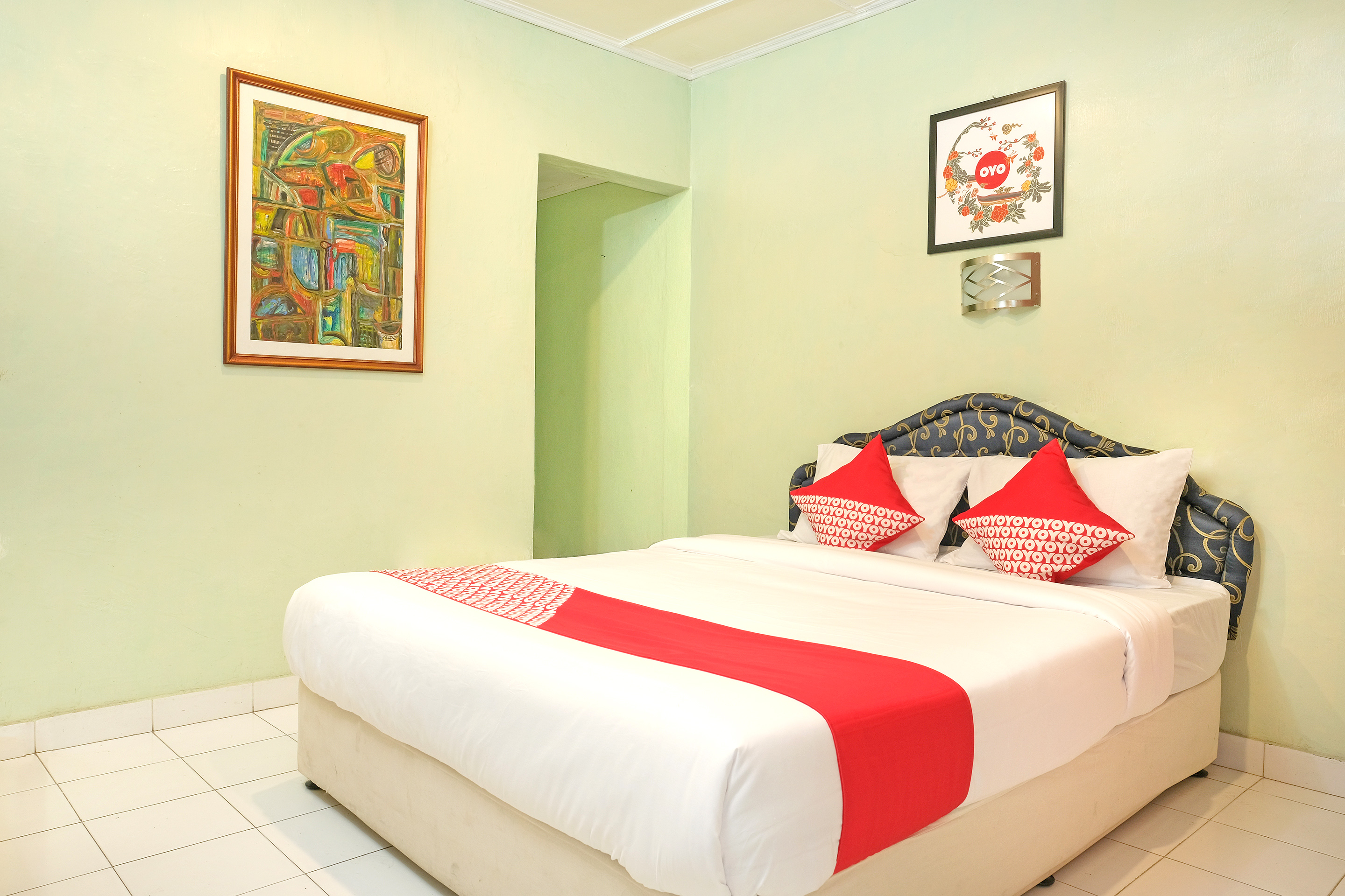 Por Aqui Stay & Dine