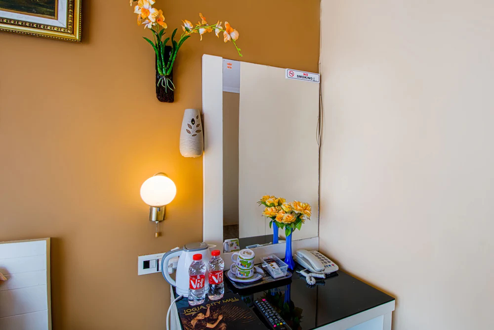 Puri Singgasana Ambarukmo