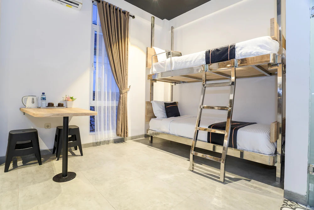 Ratamya Co-Living by OYO Rooms