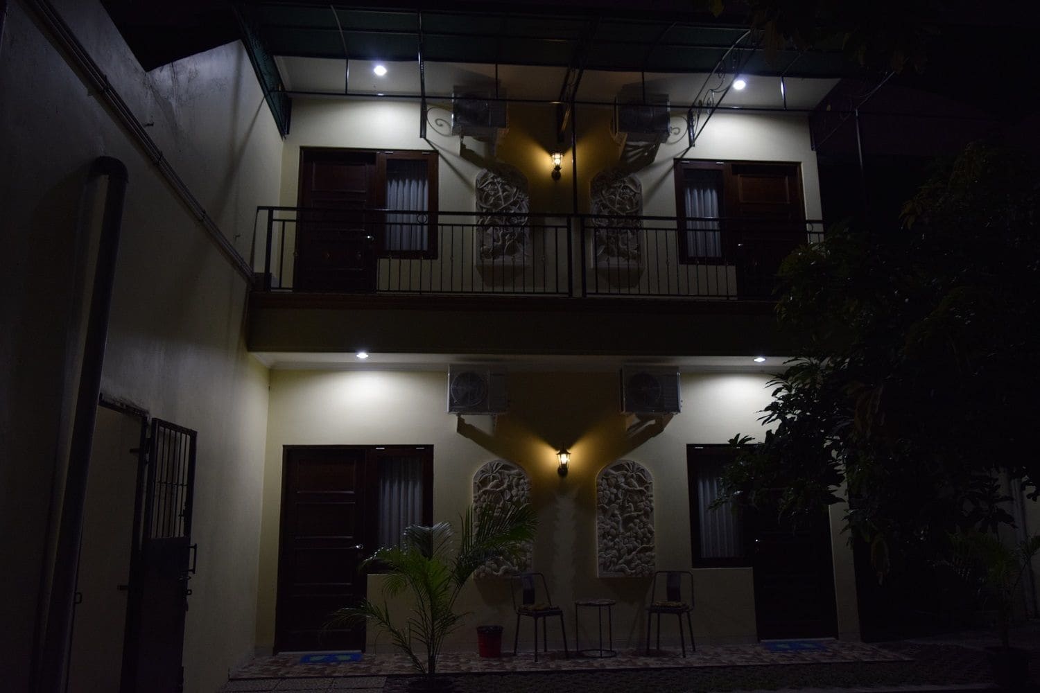 Roemah Canting Yogyakarta Homestay