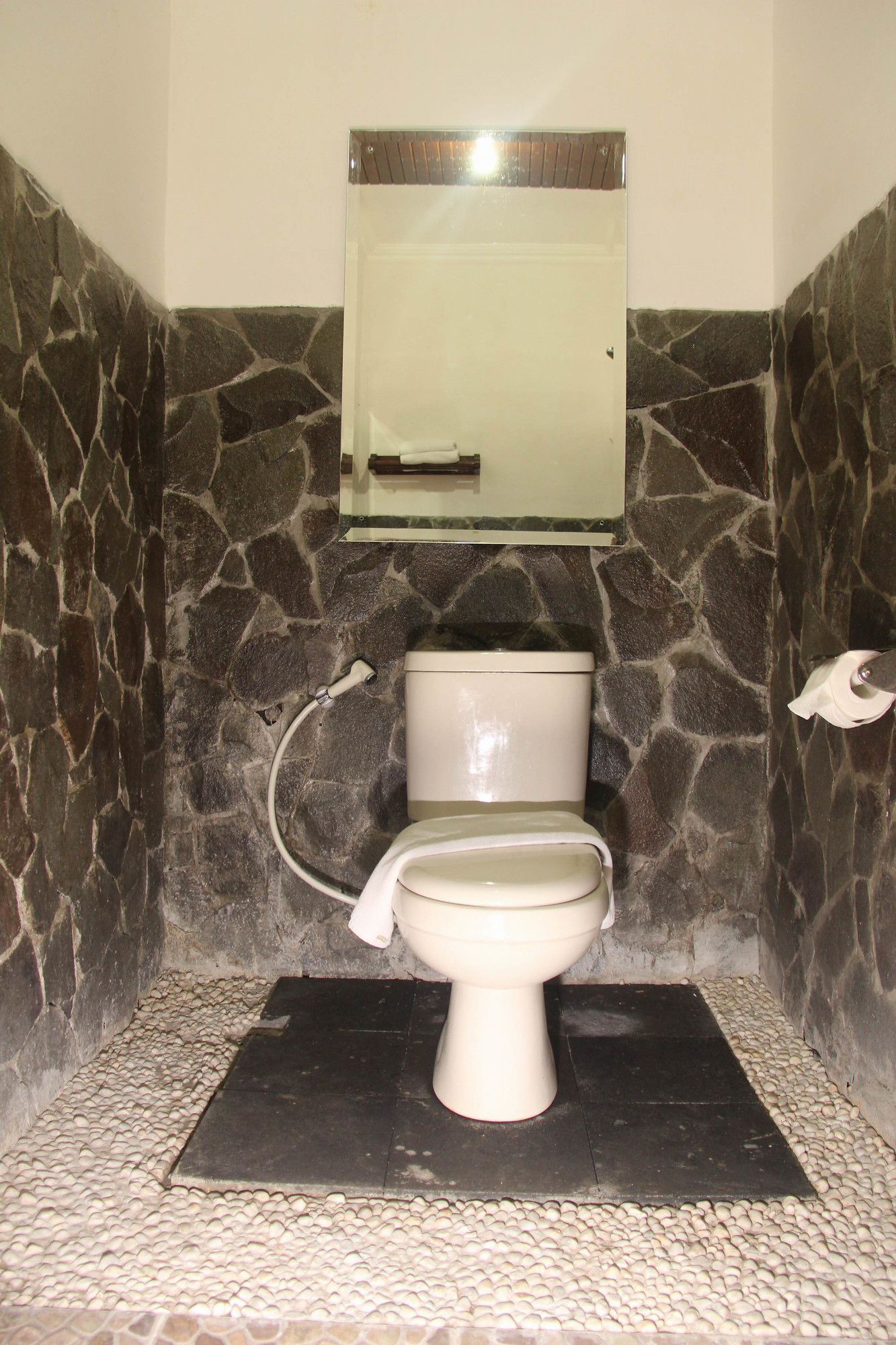 Sagan Huis Hotel & Coffee Shop